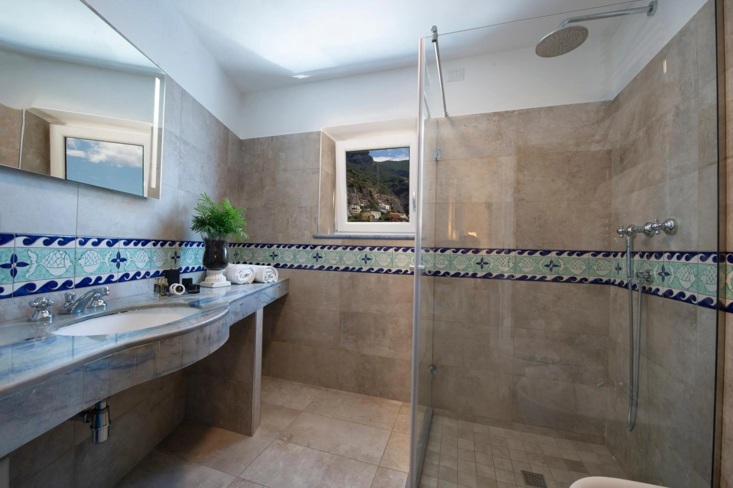 Bathroom in Hotel Casa Albertina