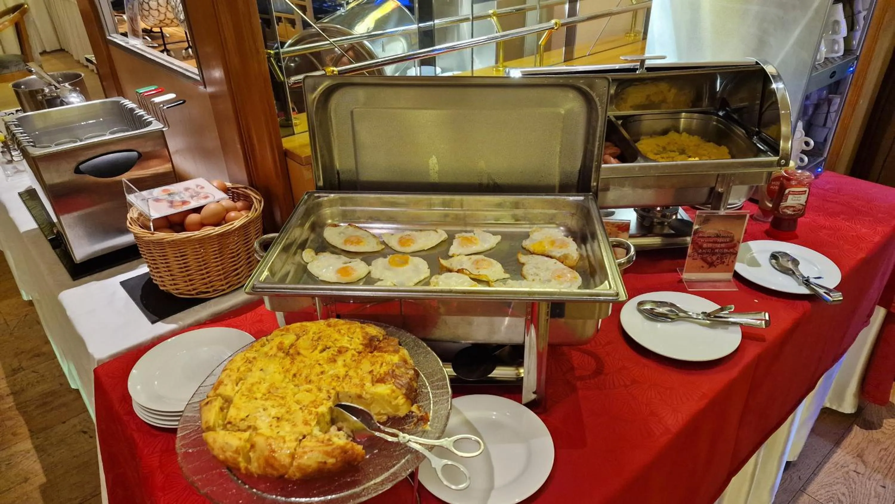 Buffet breakfast in Hotel Du Parc - Mulhouse Centre