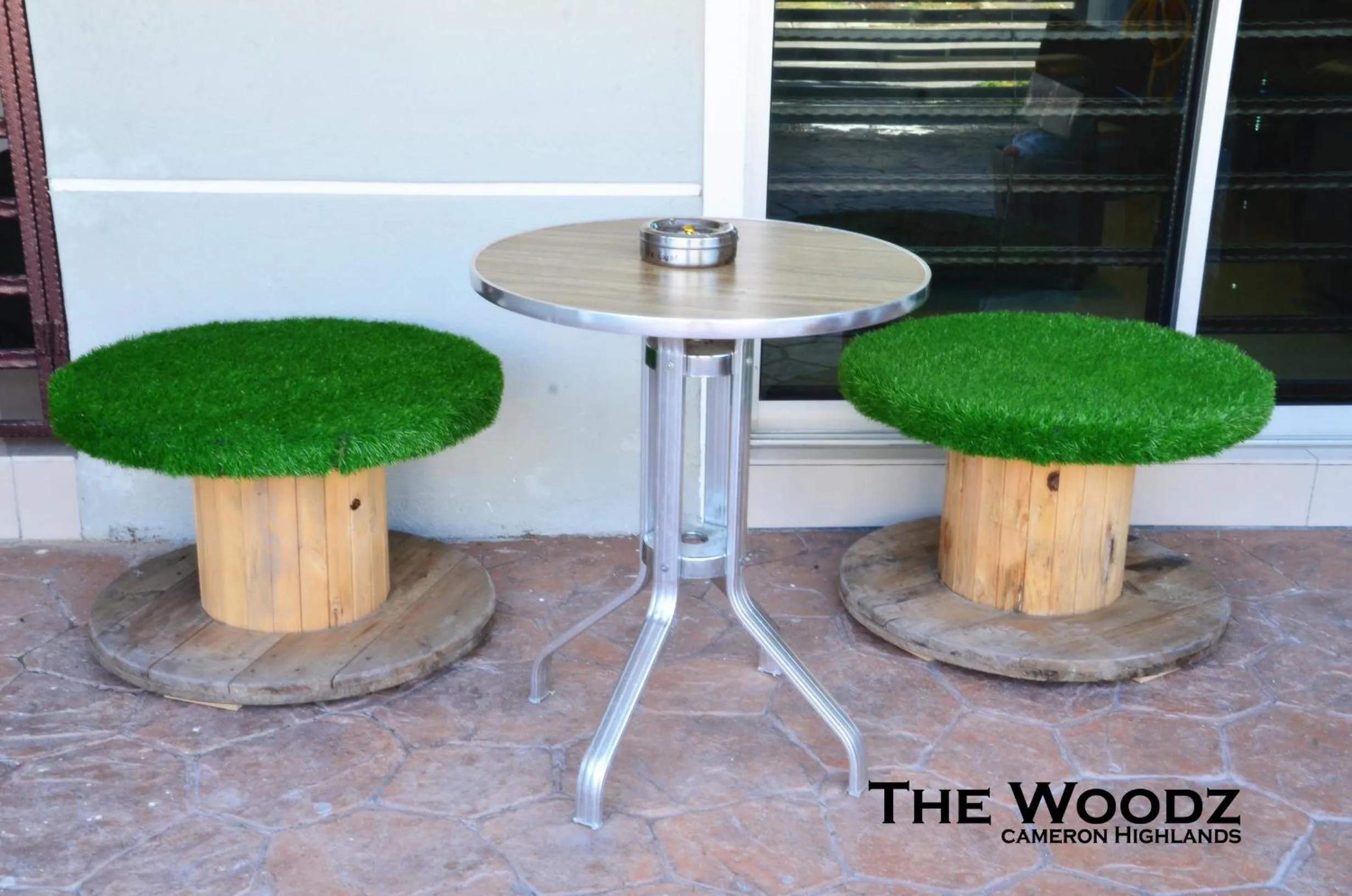 The Woodz Homestay - 2 Storey Landed House