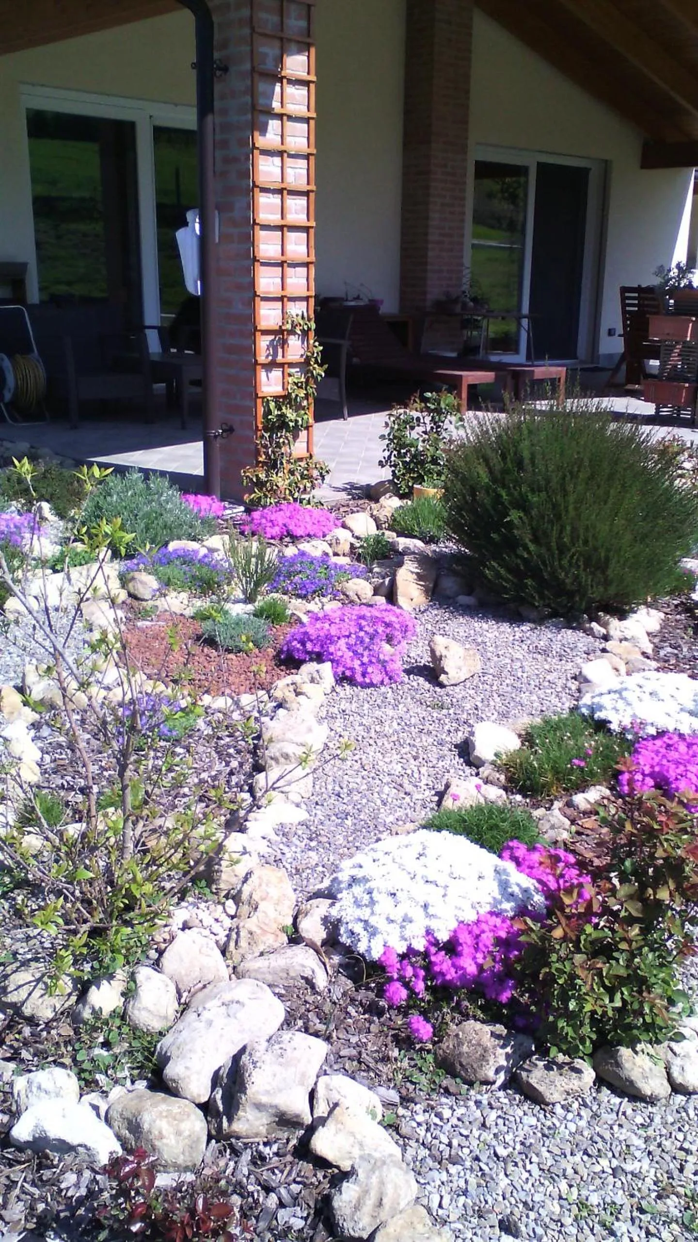 Garden in Timo e Rosmarino