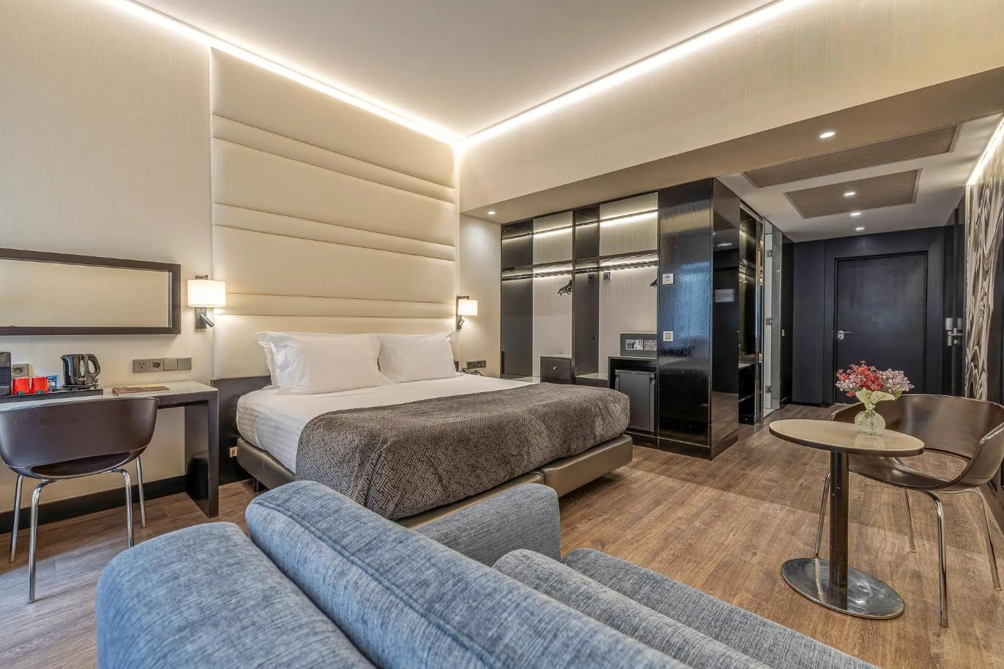 Bedroom, Bed in Hotel Santa Justa