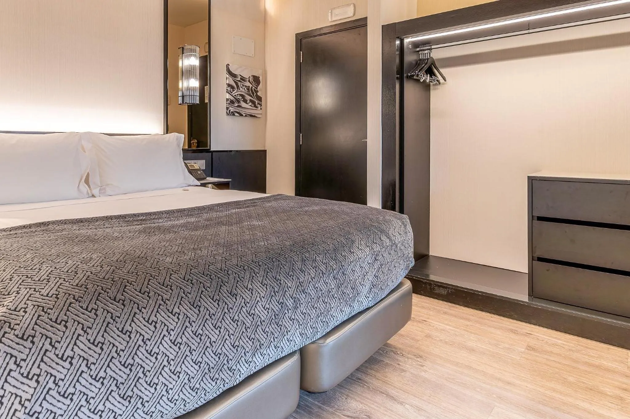 Bedroom, Bed in Hotel Santa Justa