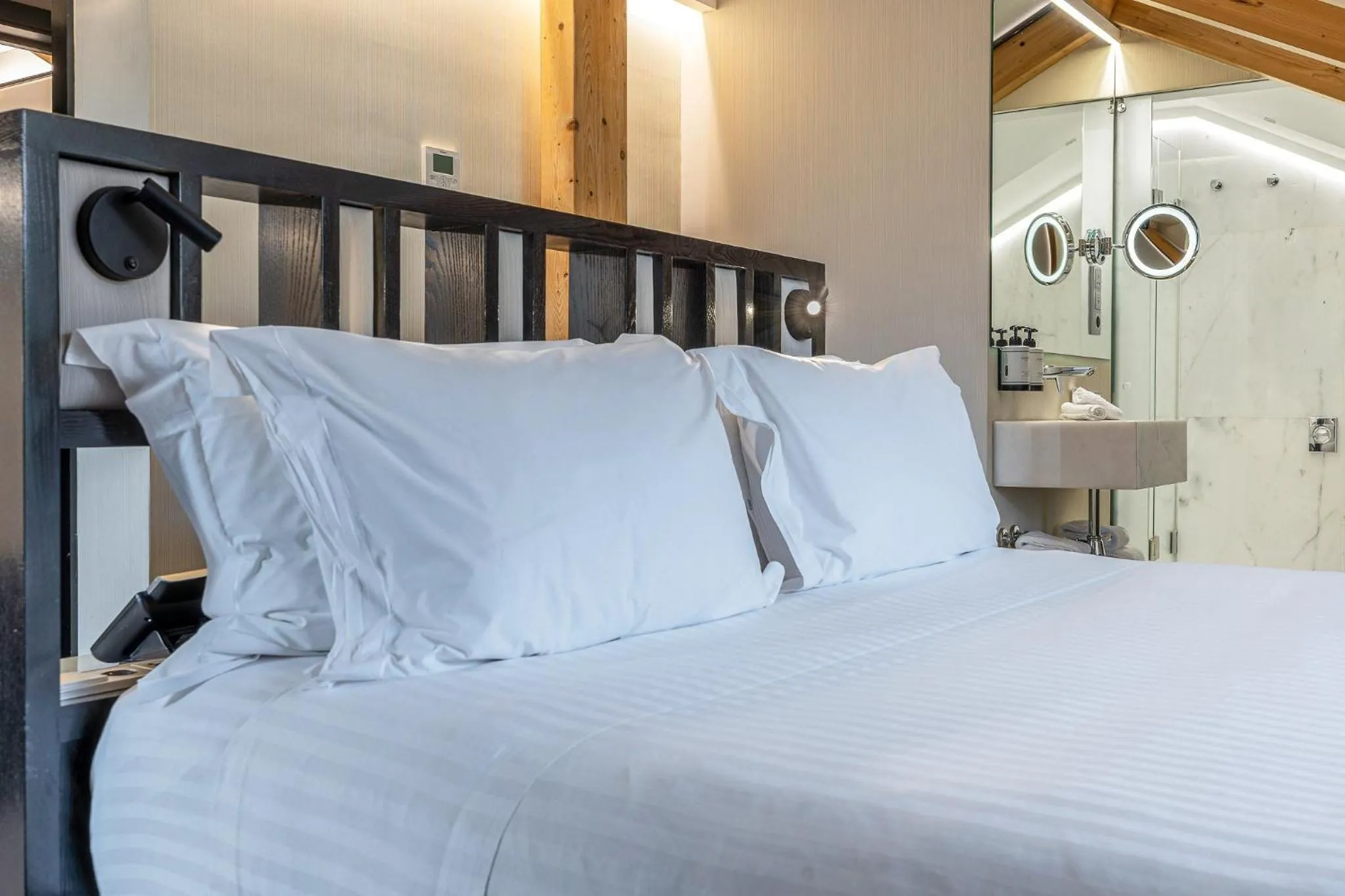 Bedroom, Bed in Hotel Santa Justa