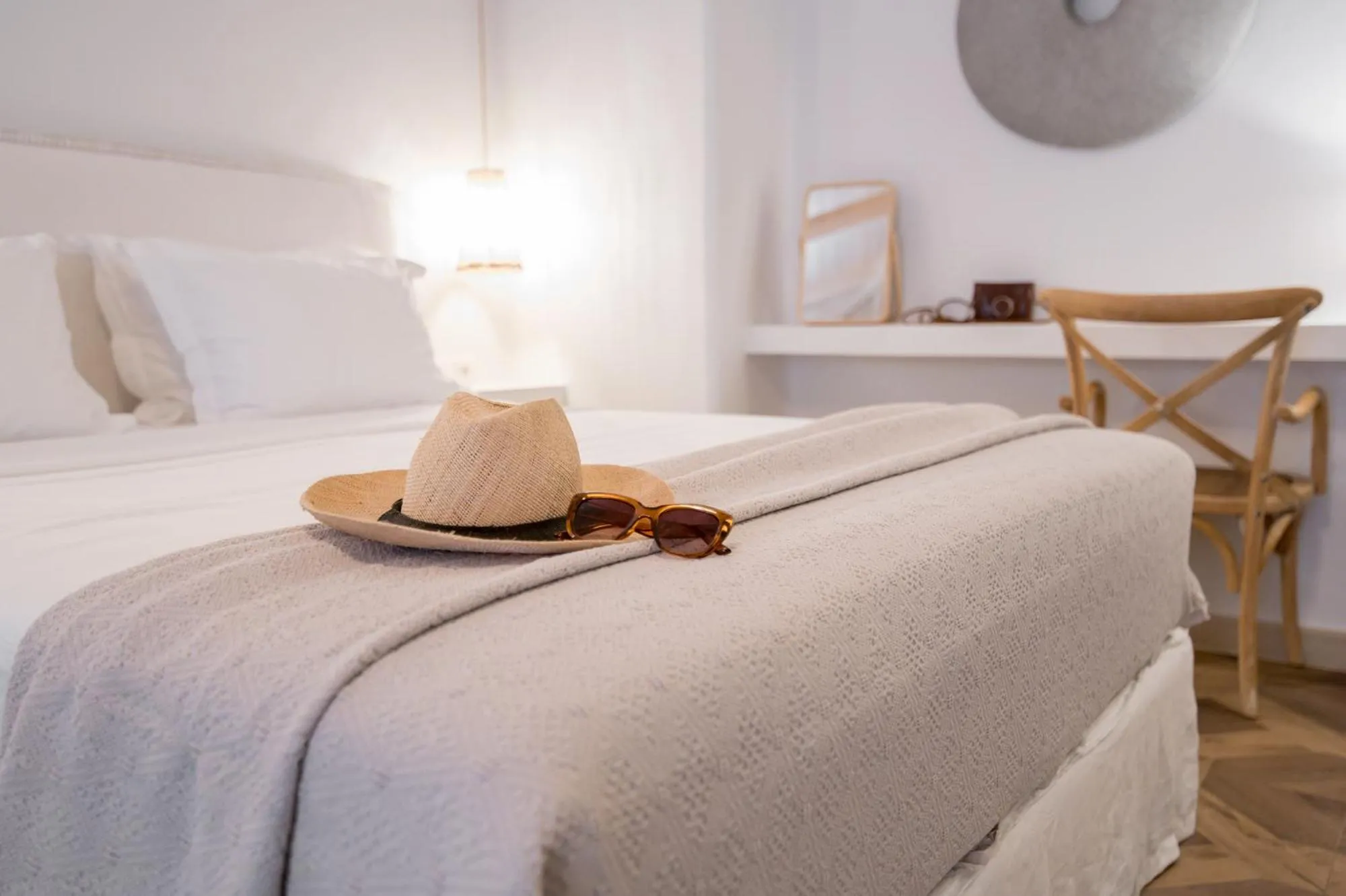 Photo of the whole room, Bed in The Well Parga