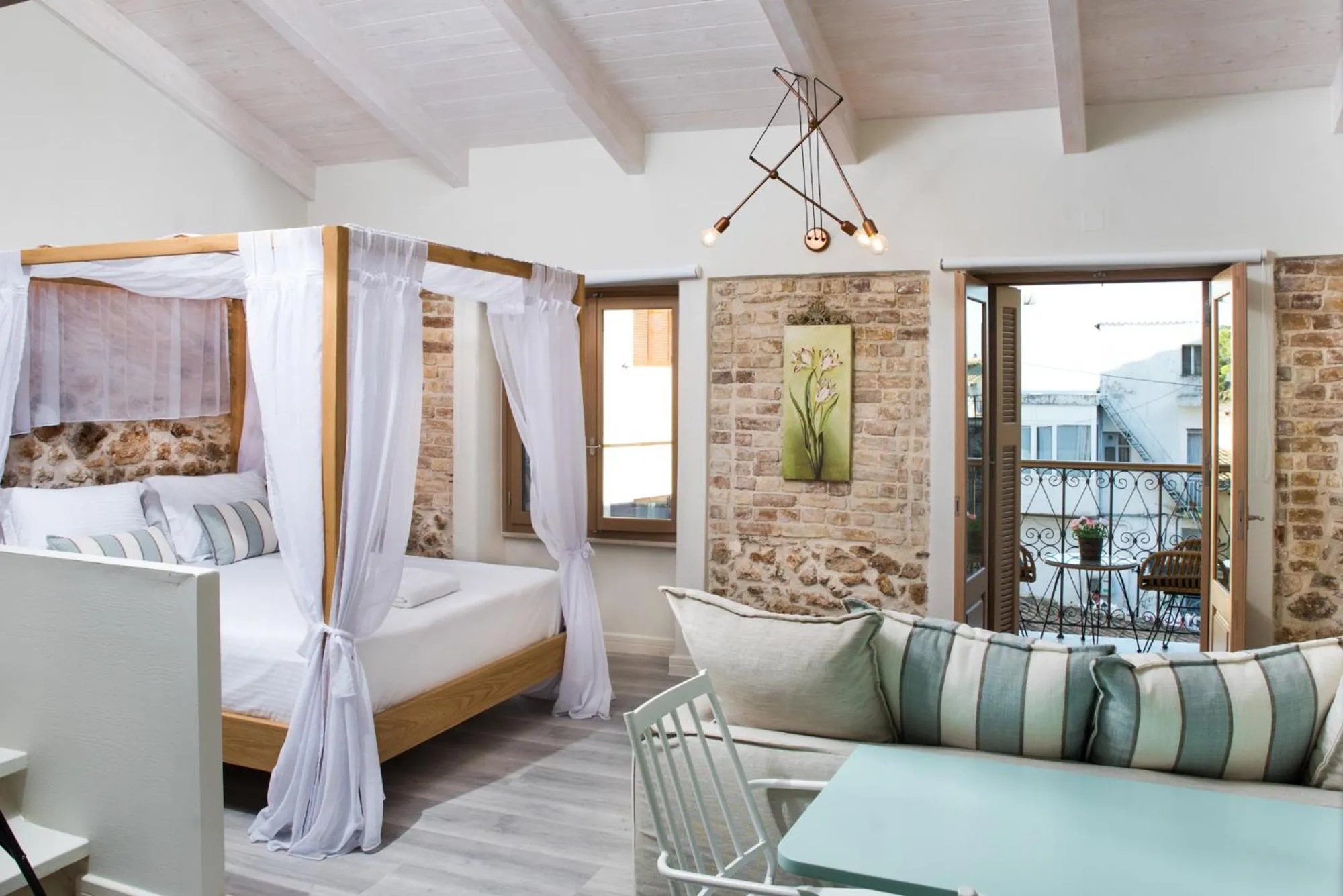 Photo of the whole room, Bed in The Well Parga