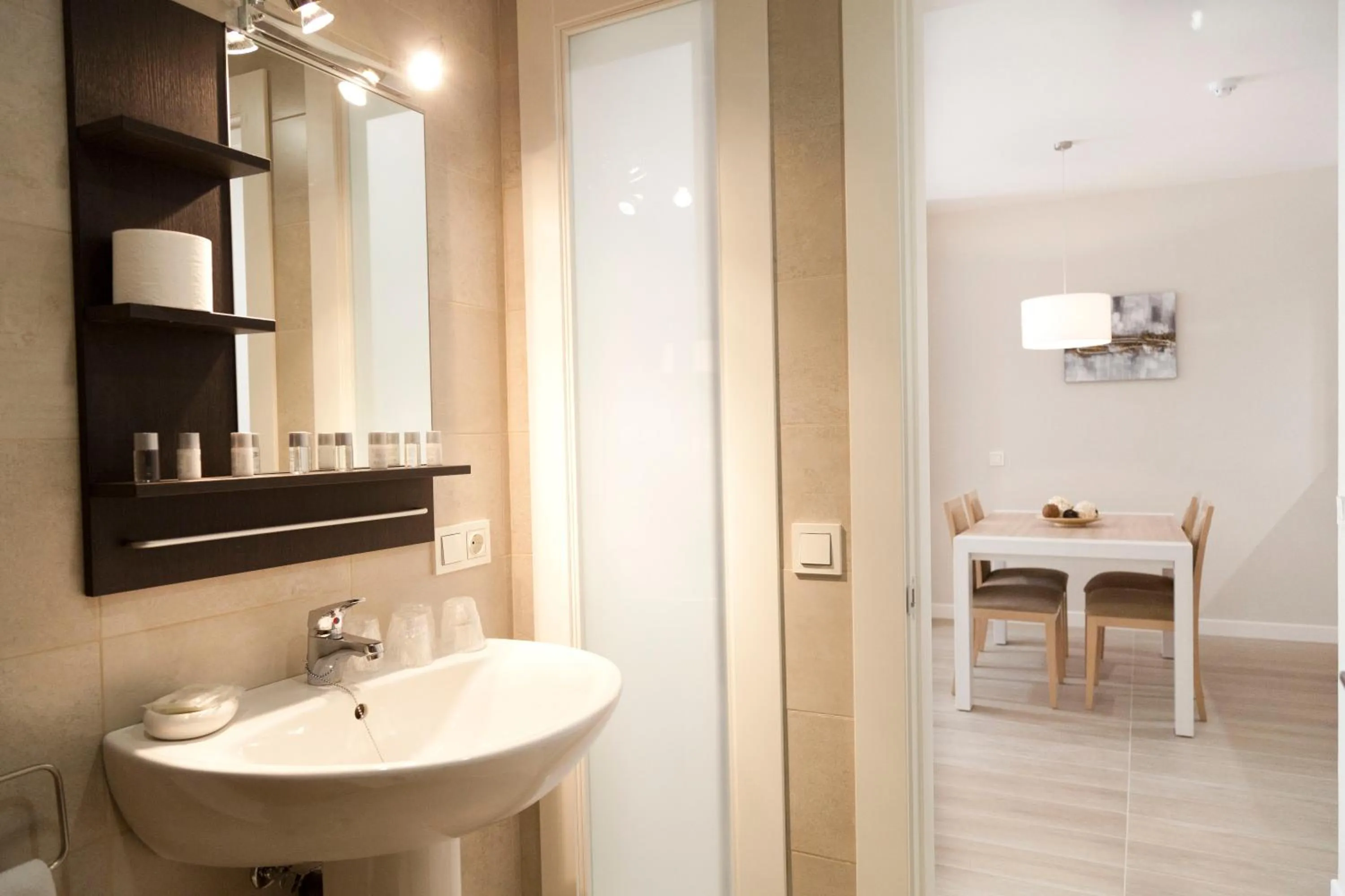 Bathroom in Apartamentos Pinar Malaga Centro