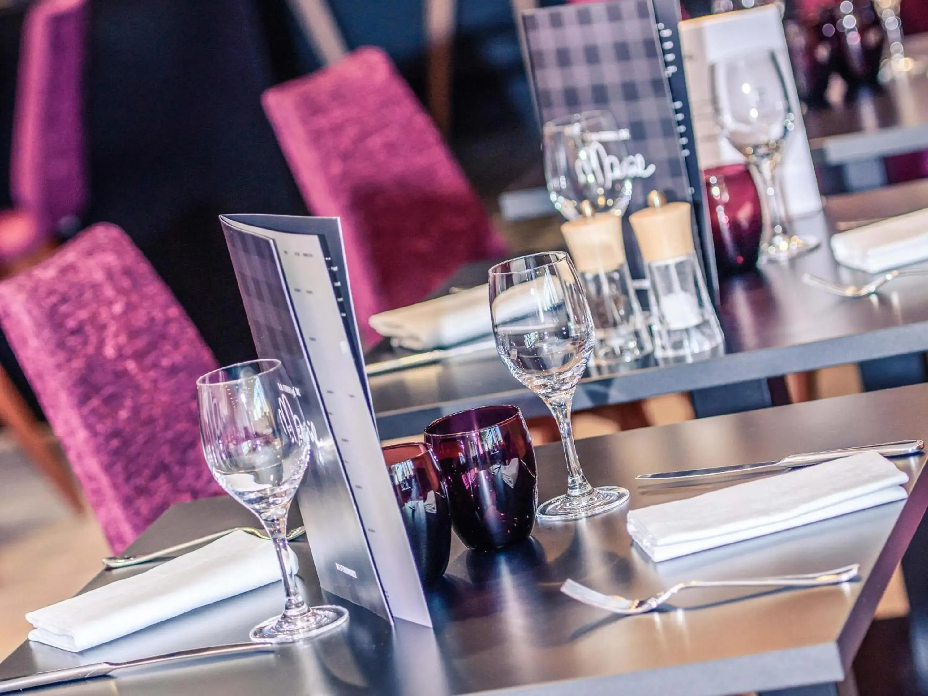 Restaurant/places to eat in Mercure Poitiers Site du Futuroscope Restaurant/places to eat in Mercure Poitiers Site du Futuroscope