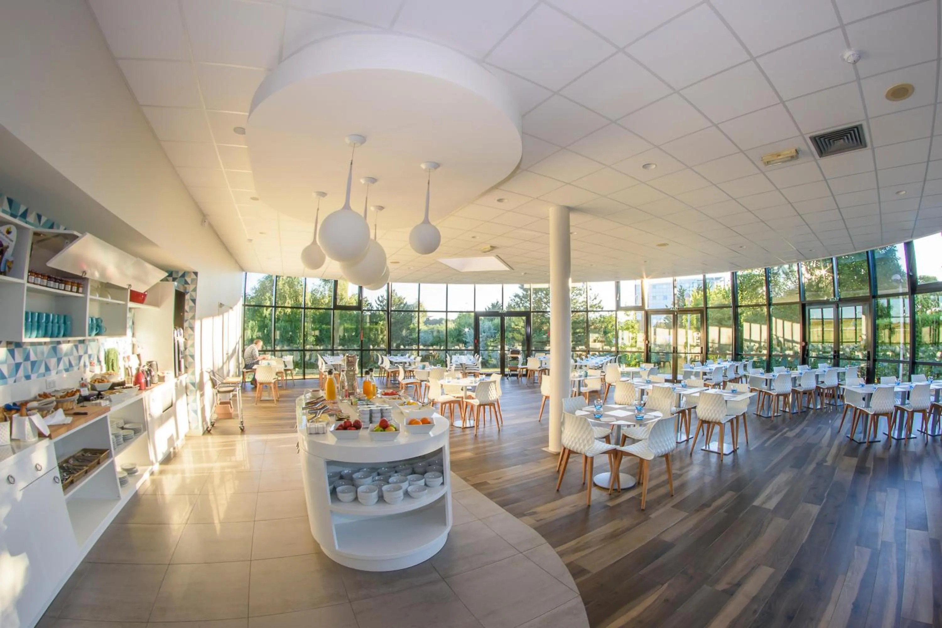 Buffet breakfast in Mercure Poitiers Site du Futuroscope