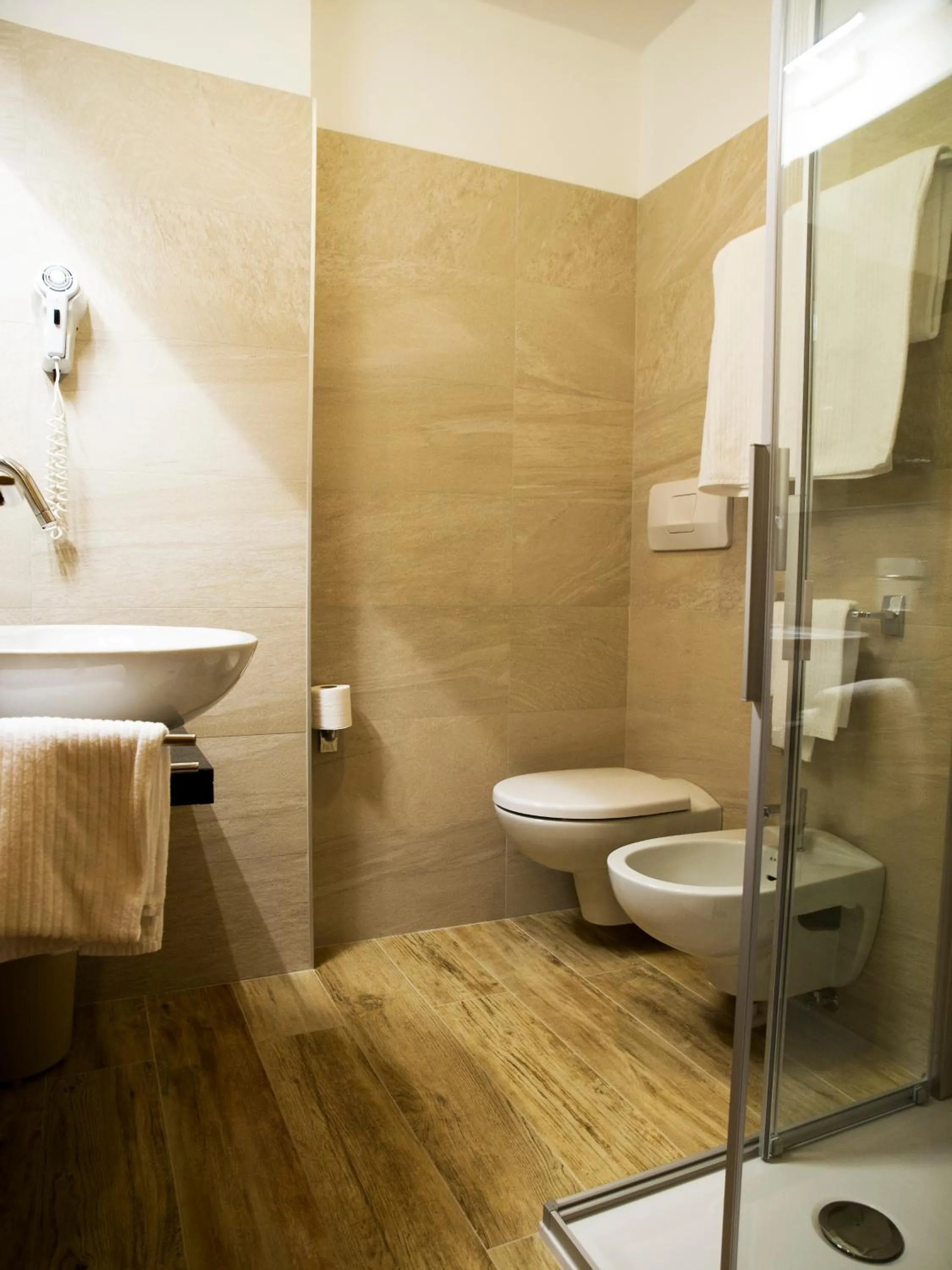 Bathroom in Hotel Engel