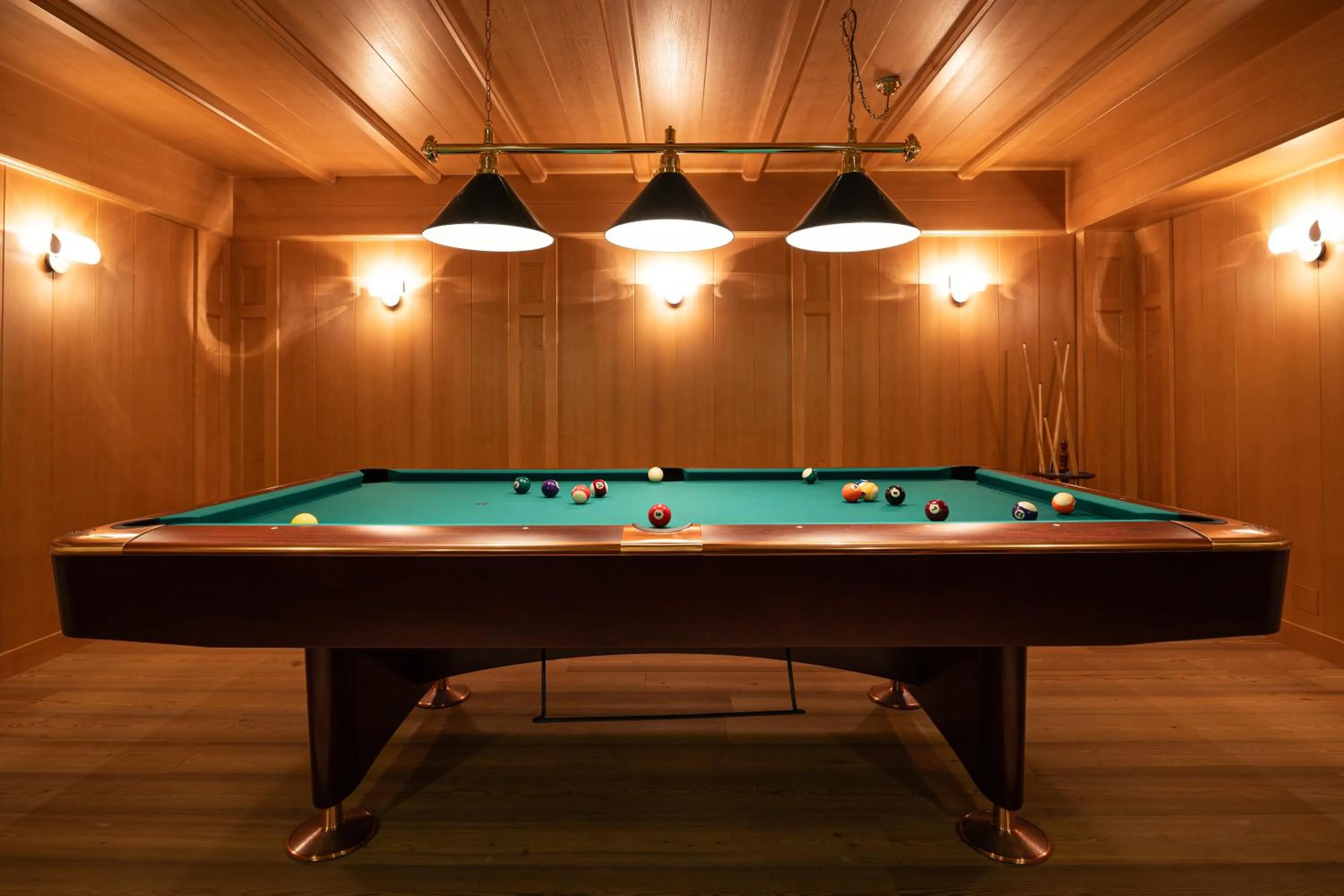 Billiard in Hotel Engel