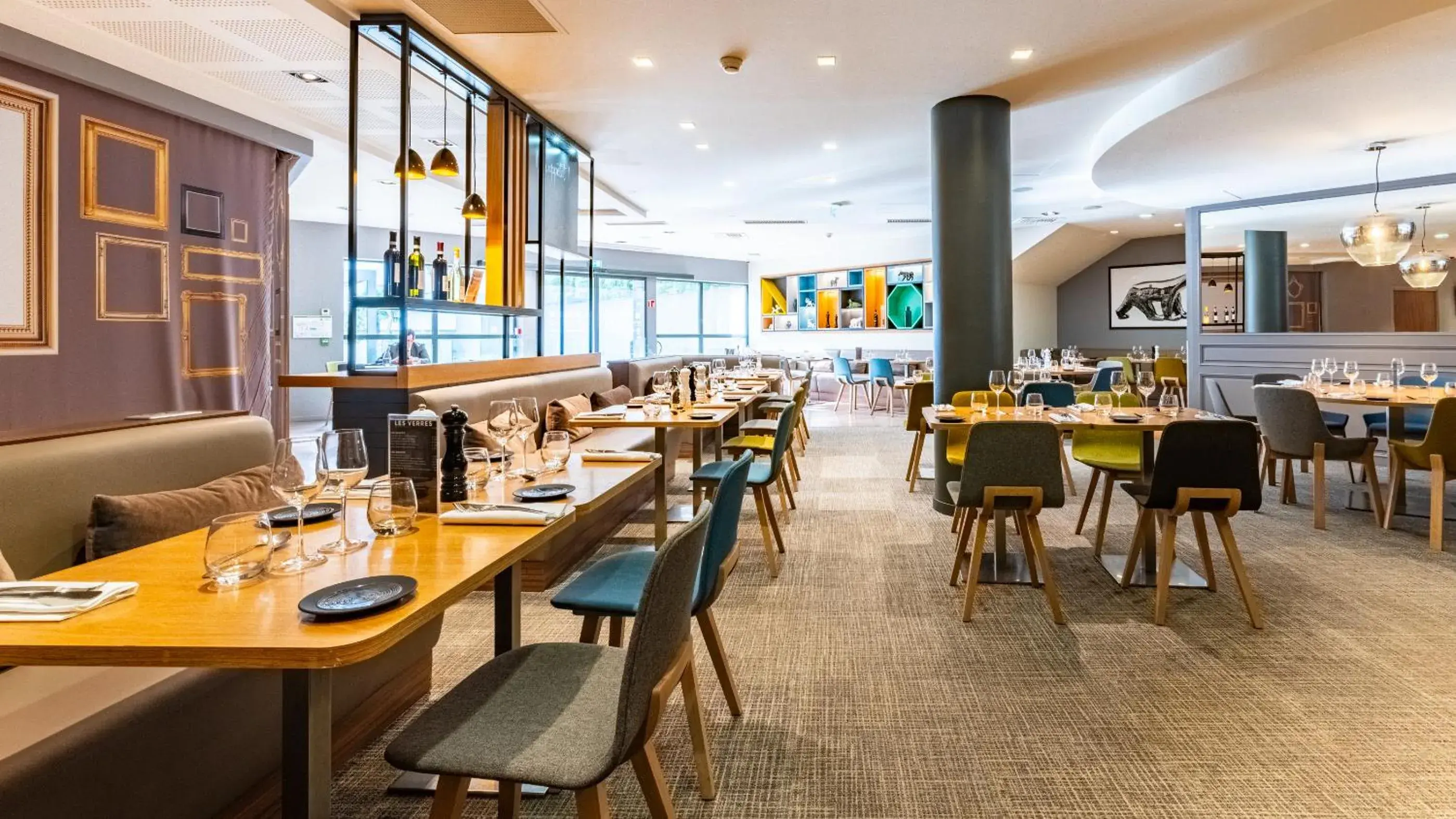 Restaurant/places to eat in Holiday Inn Dijon Toison D'or by IHG Restaurant/places to eat in Holiday Inn Dijon Toison D'or by IHG