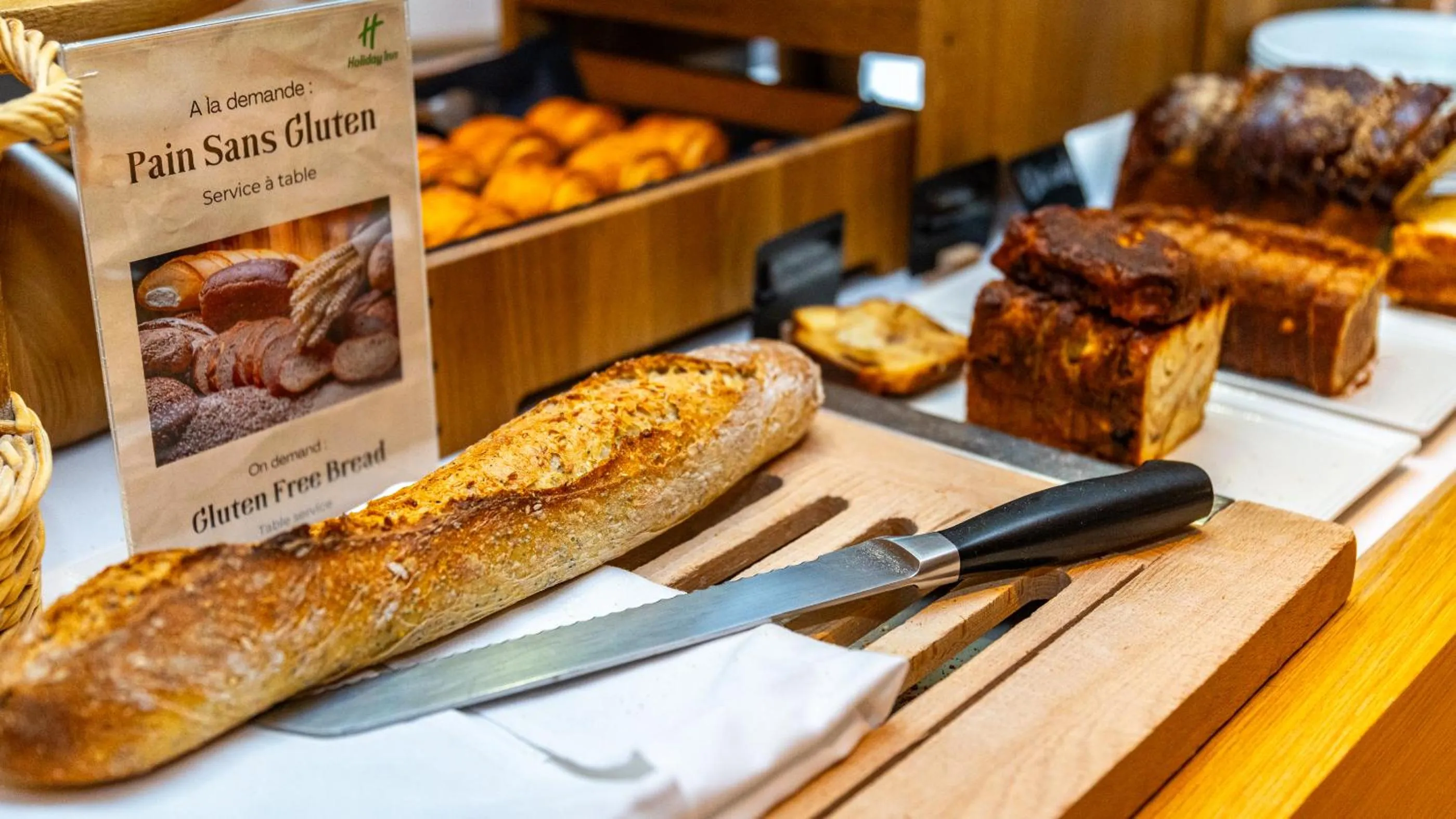 Breakfast in Holiday Inn Dijon Toison D'or by IHG