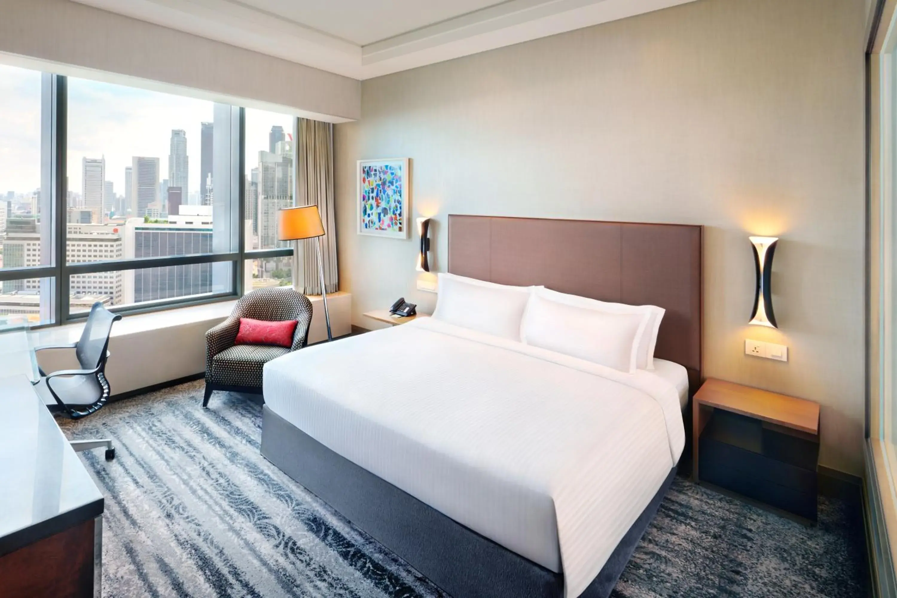 Executive King or Twin Room (Complimentary Mini Bar & Higher Floor) in Carlton City Hotel Singapore Executive King or Twin Room (Complimentary Mini Bar & Higher Floor) in Carlton City Hotel Singapore