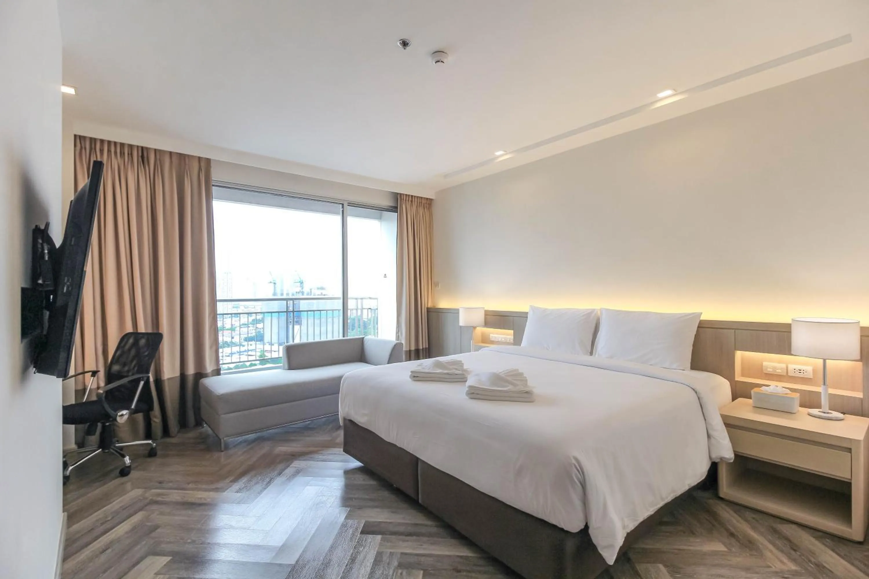 Bedroom, Bed in Jasmine Grande Residence