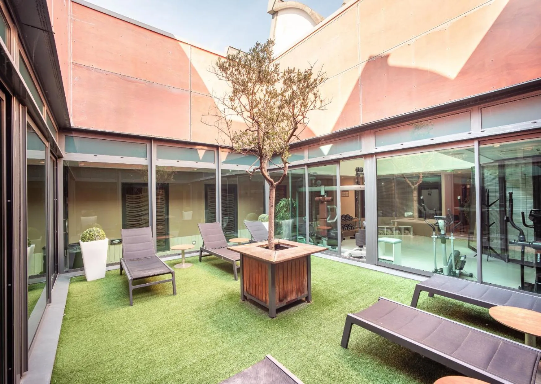 Patio in Hotel Spa Le Pasino