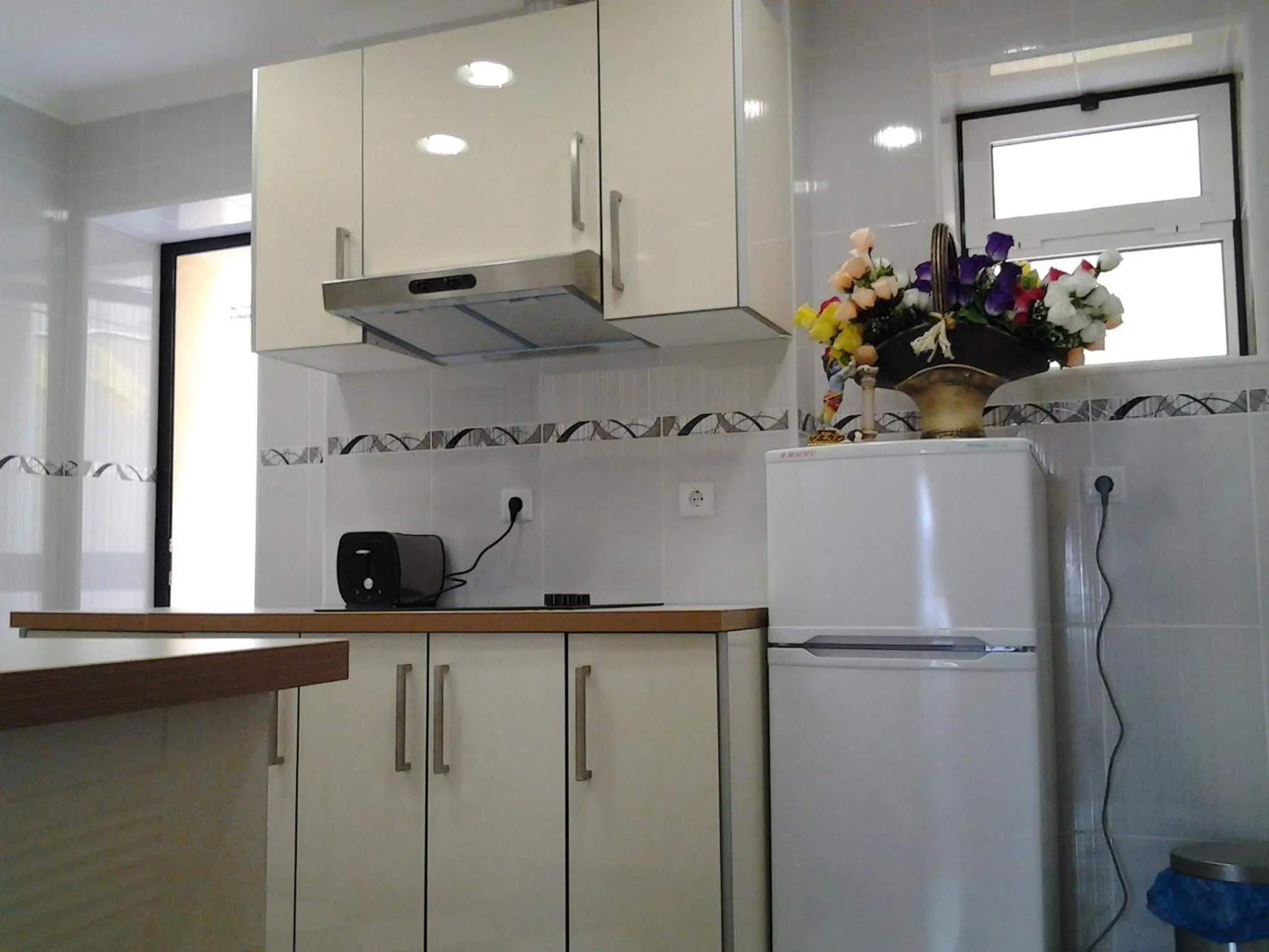 Kitchen or kitchenette in Baixa GuestHouse