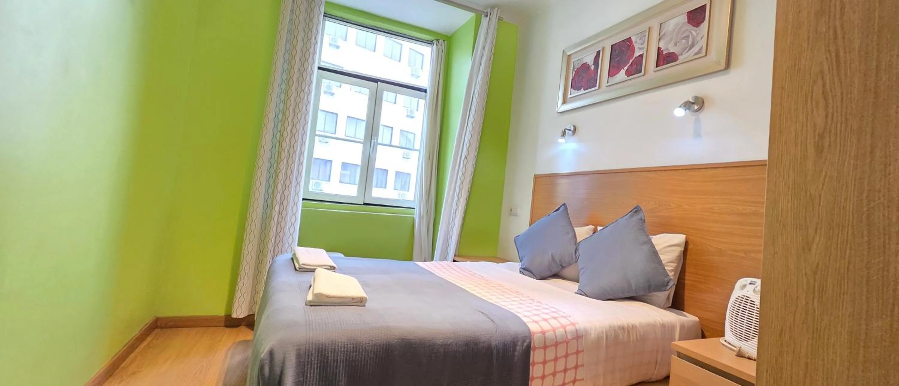 Bed in Baixa GuestHouse
