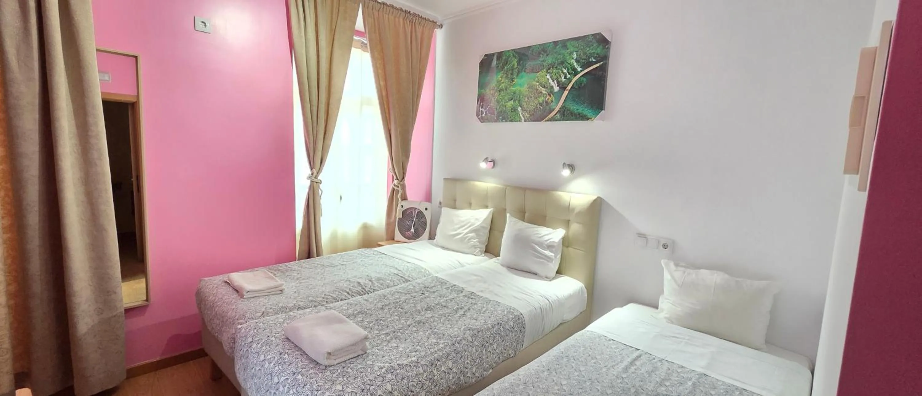 Bed in Baixa GuestHouse