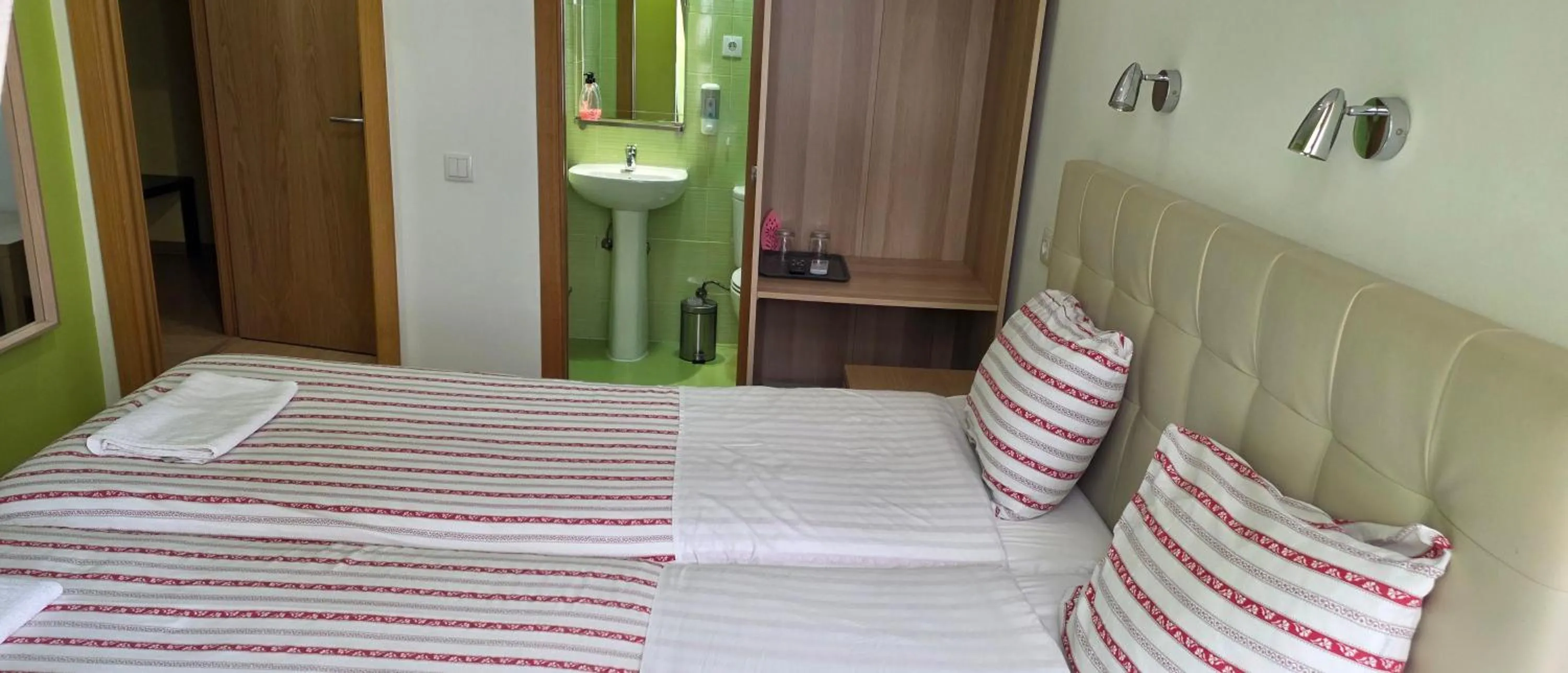 Bed in Baixa GuestHouse