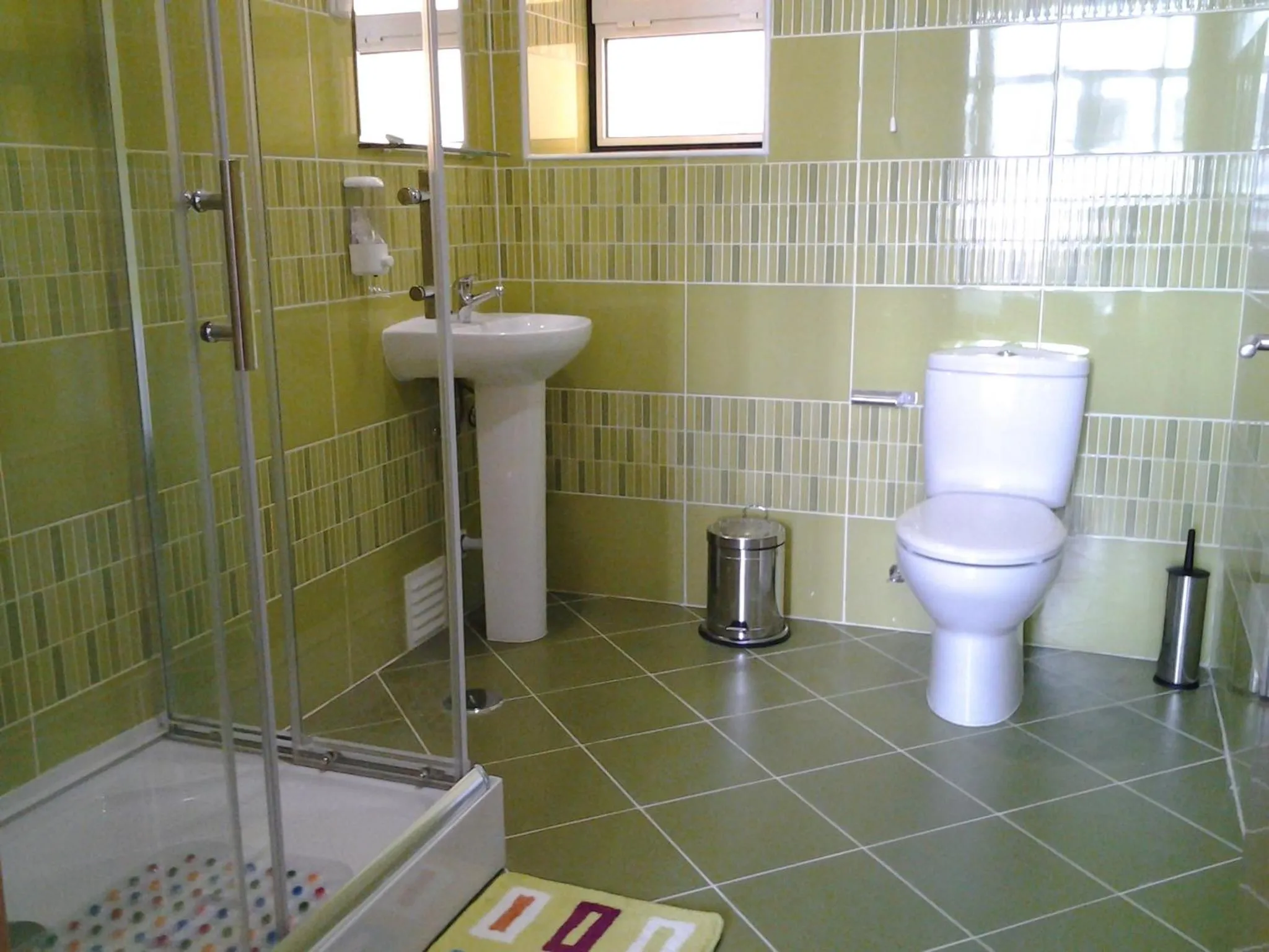 Bathroom in Baixa GuestHouse