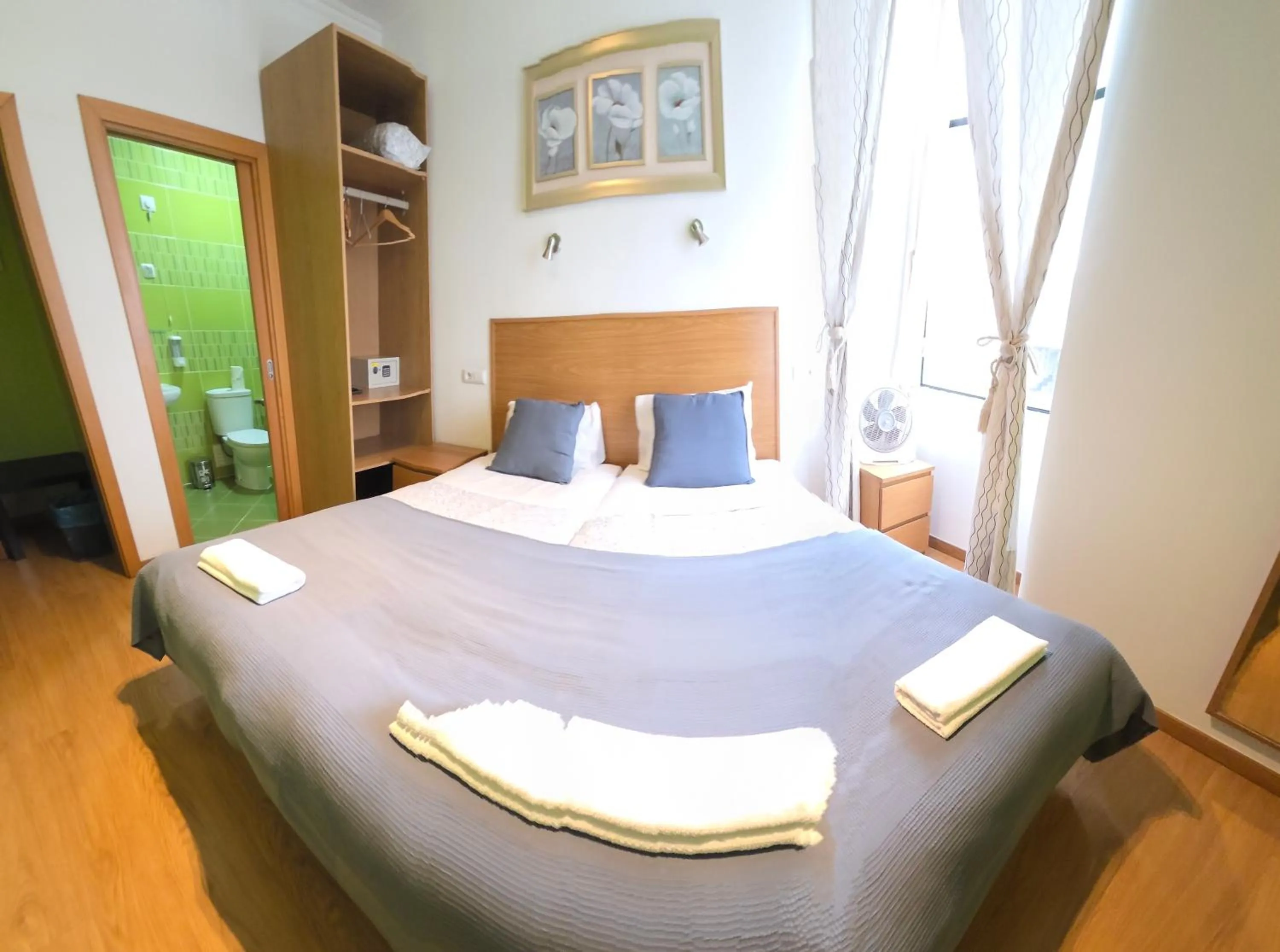 Bed in Baixa GuestHouse