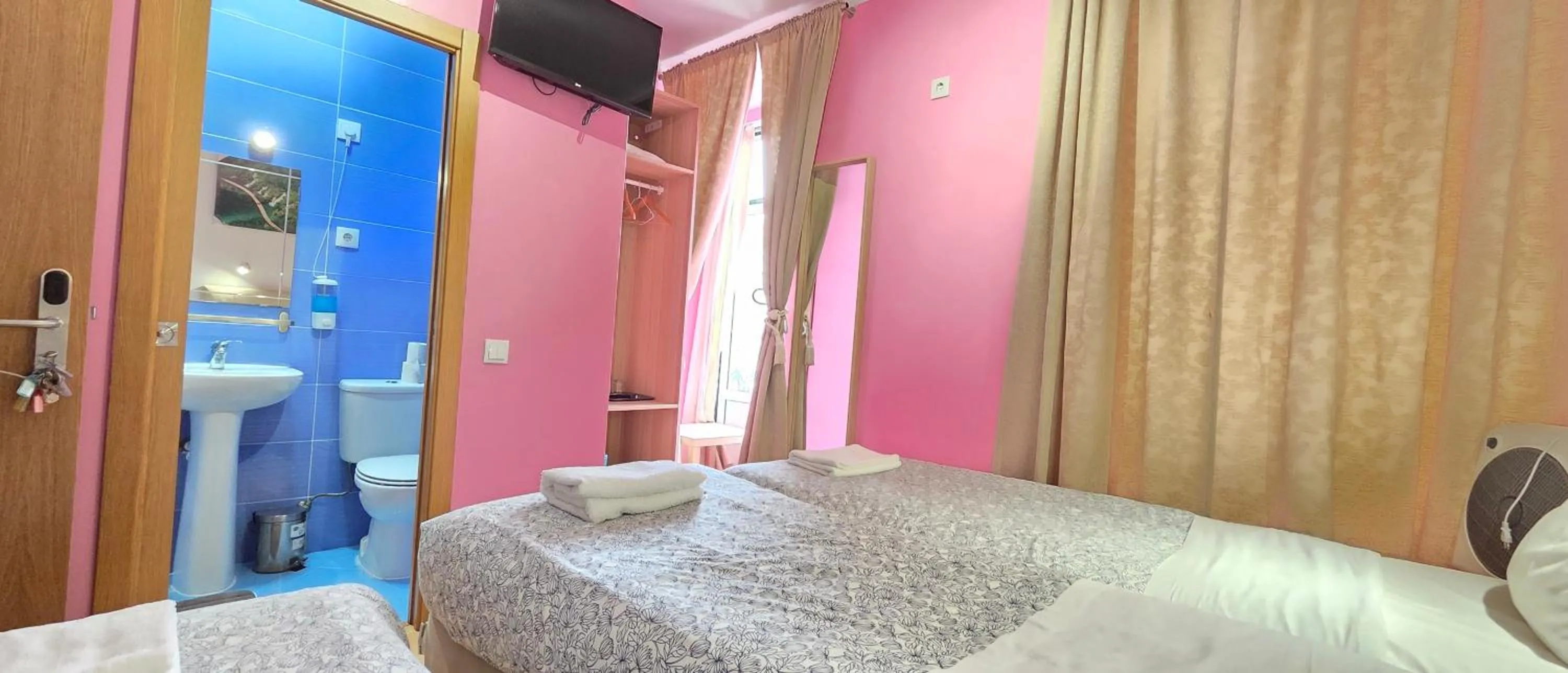 Bed in Baixa GuestHouse