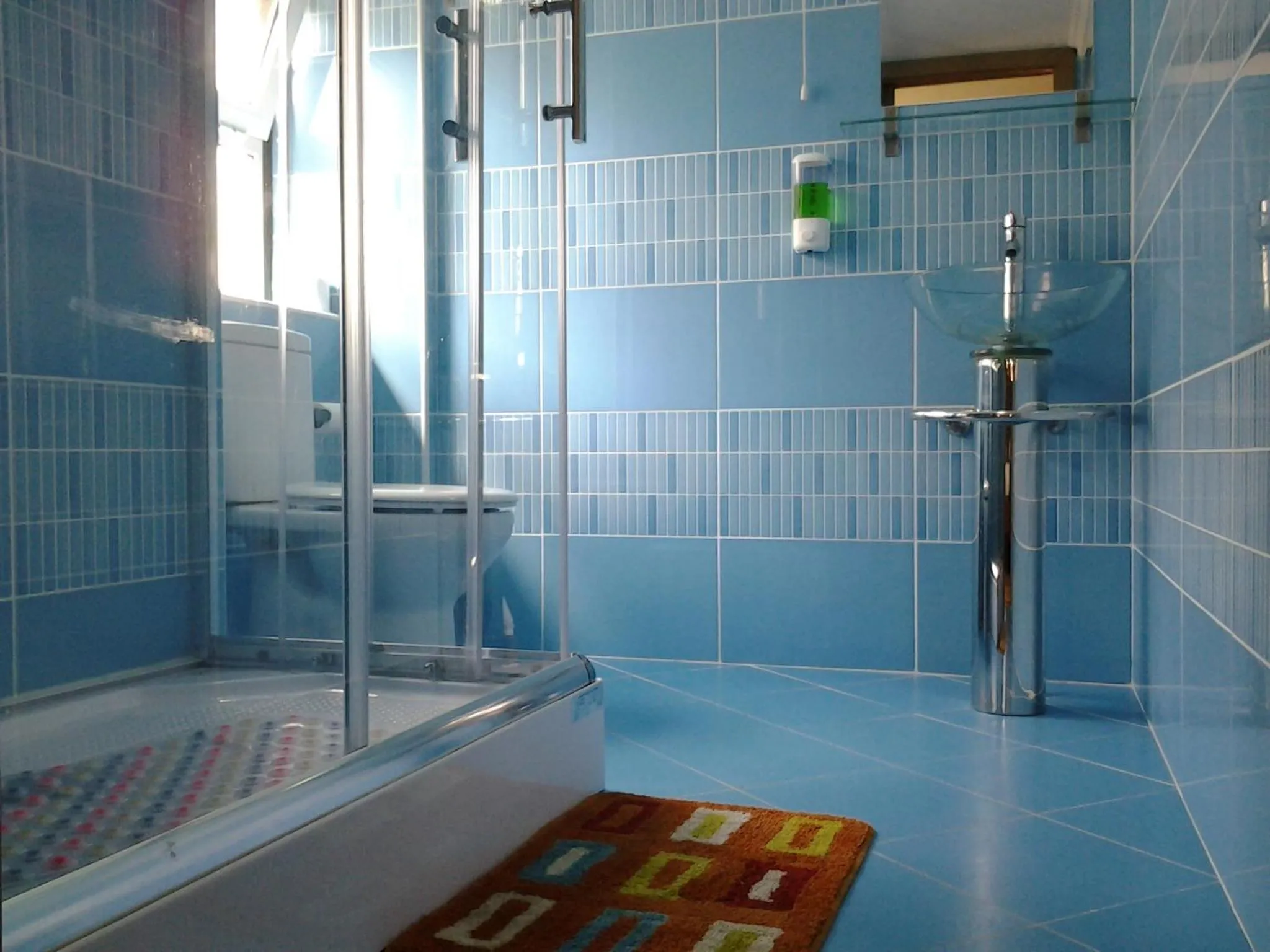 Bathroom in Baixa GuestHouse