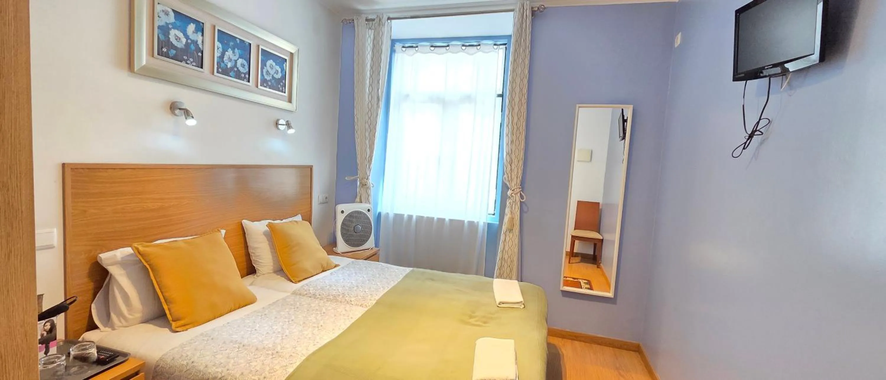 Bed in Baixa GuestHouse