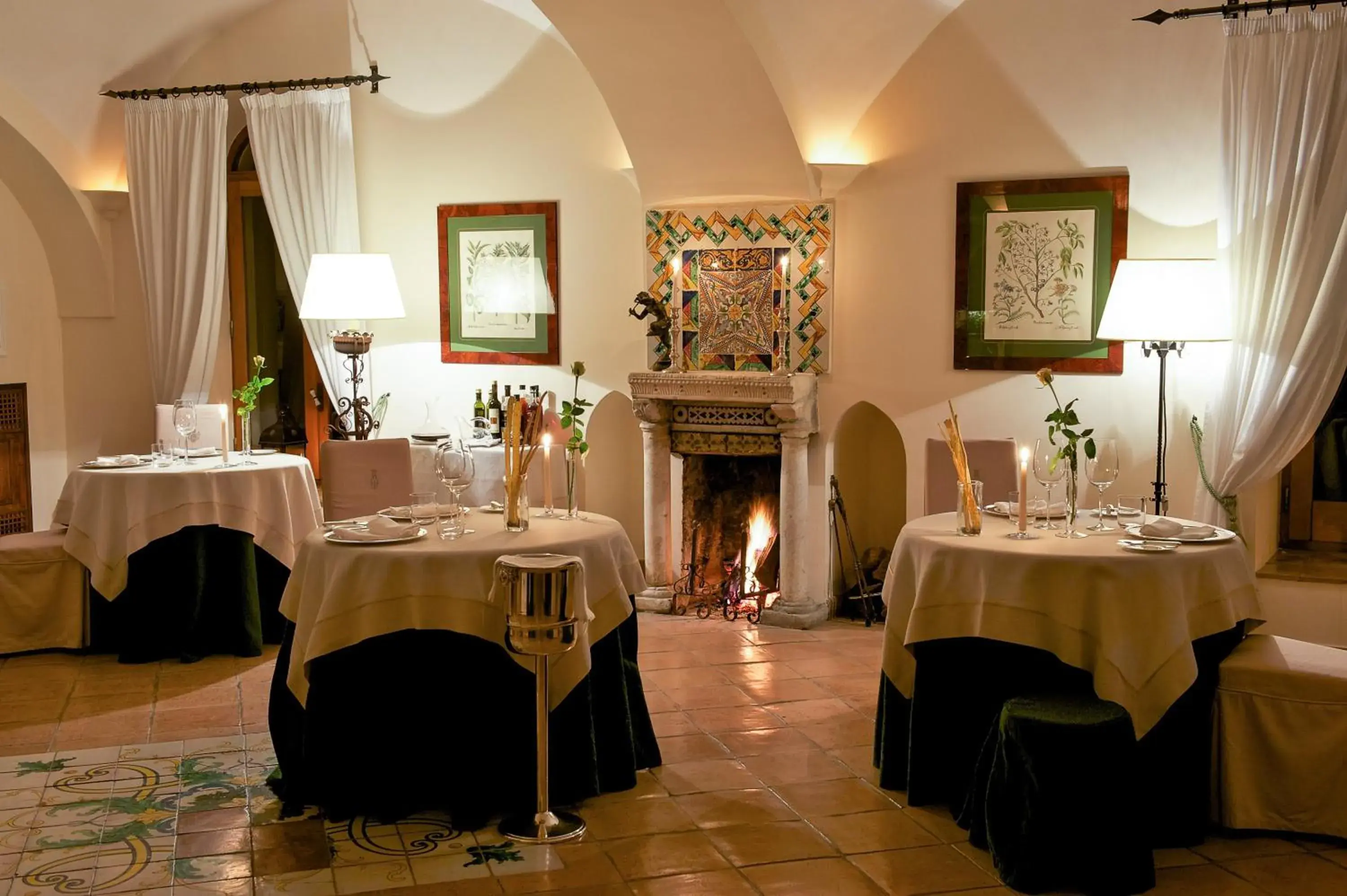 Restaurant/places to eat in Hotel Villa Cimbrone Restaurant/places to eat in Hotel Villa Cimbrone