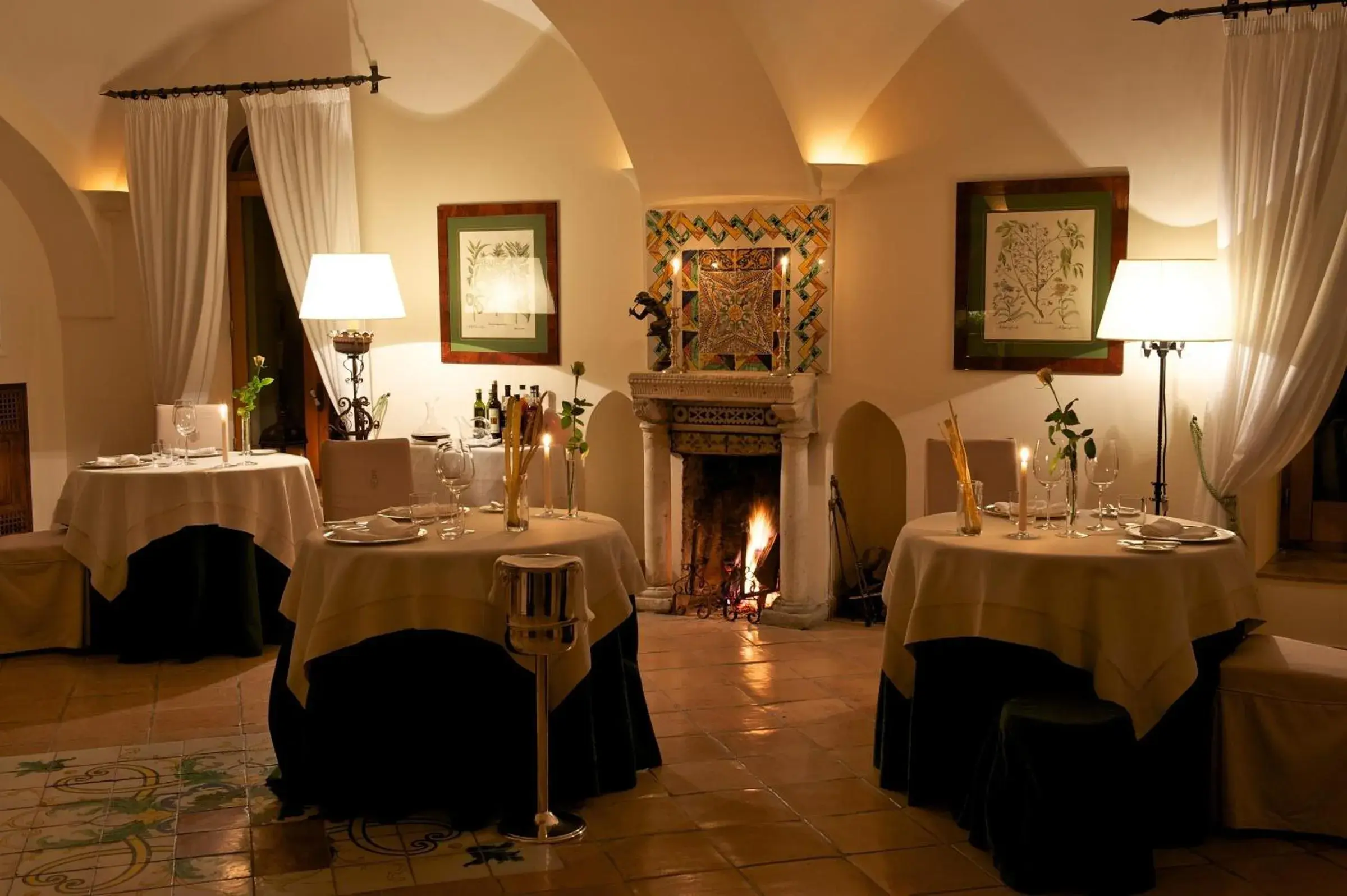 Restaurant/places to eat in Hotel Villa Cimbrone Restaurant/places to eat in Hotel Villa Cimbrone