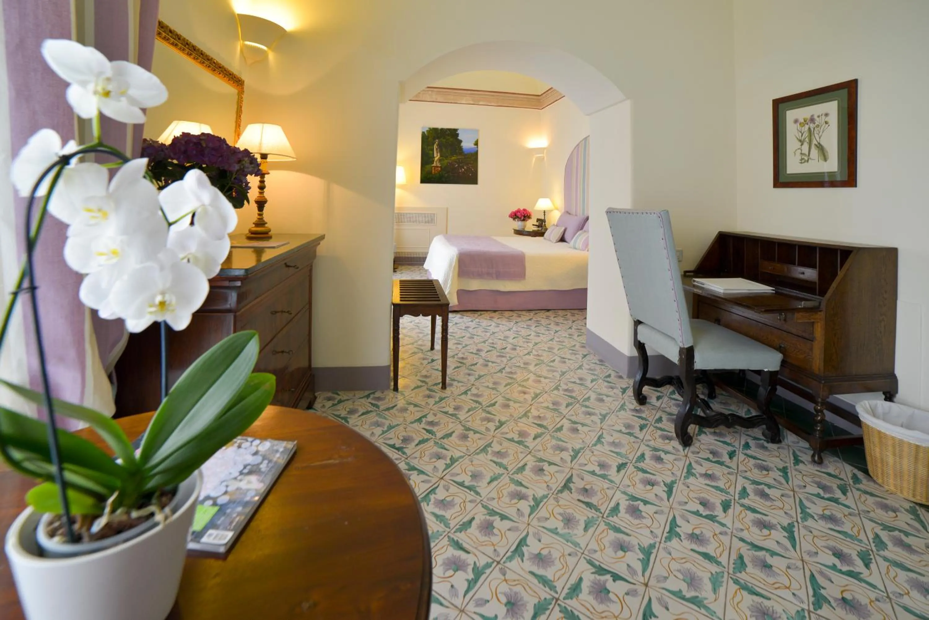 Photo of the whole room, Bed in Hotel Villa Cimbrone