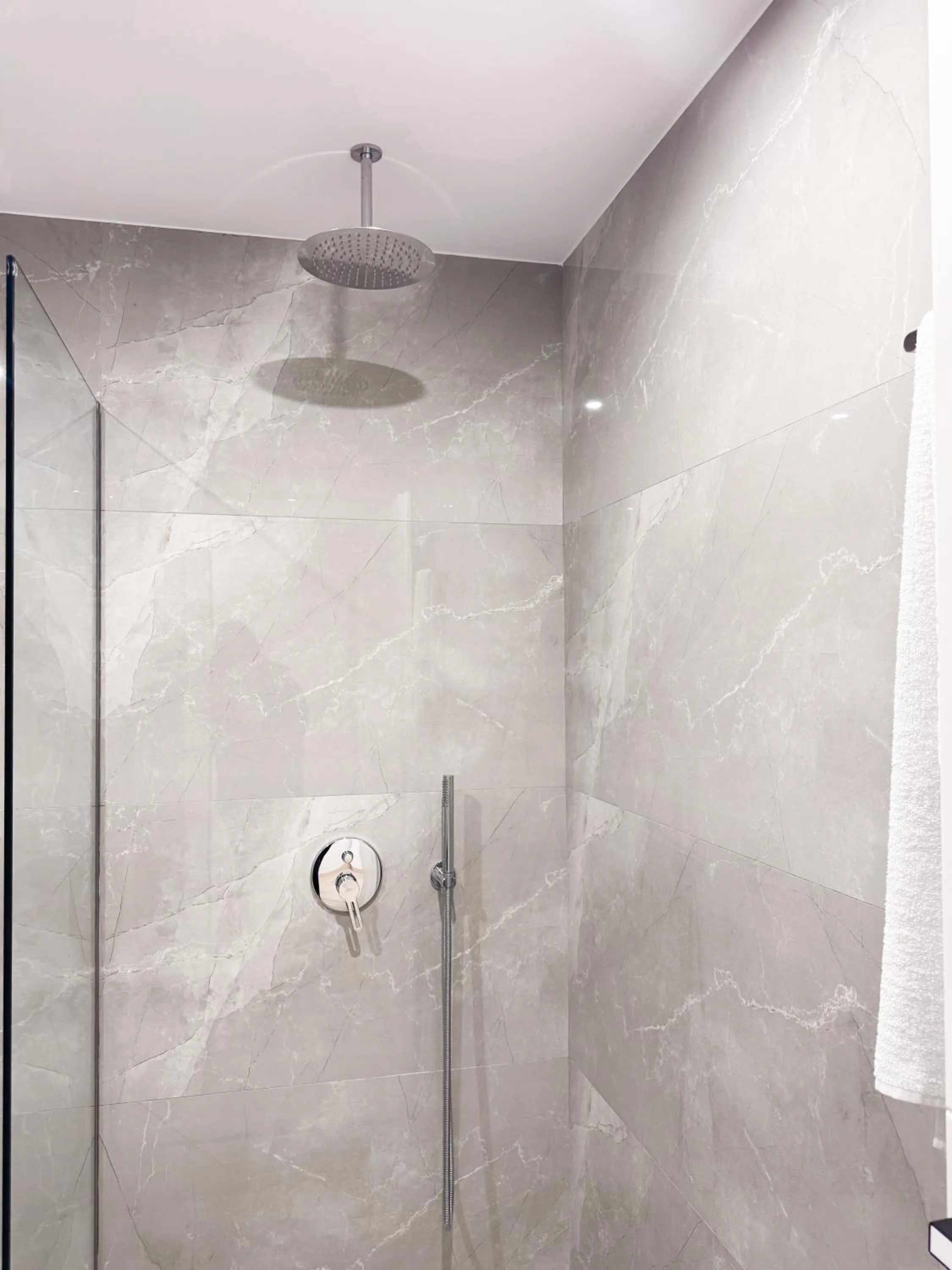 Shower in New Heaven Hotel