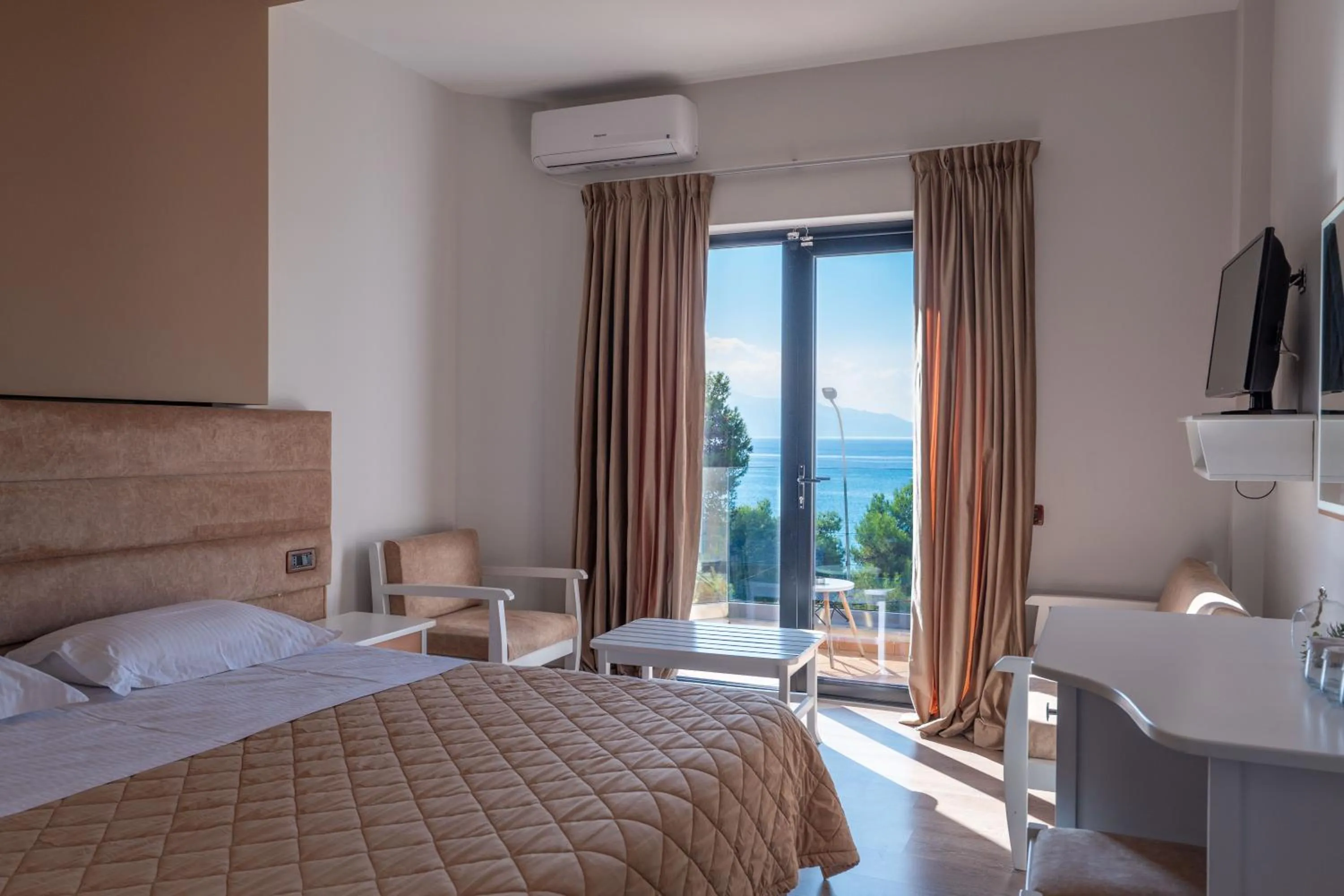 Bed in New Heaven Hotel