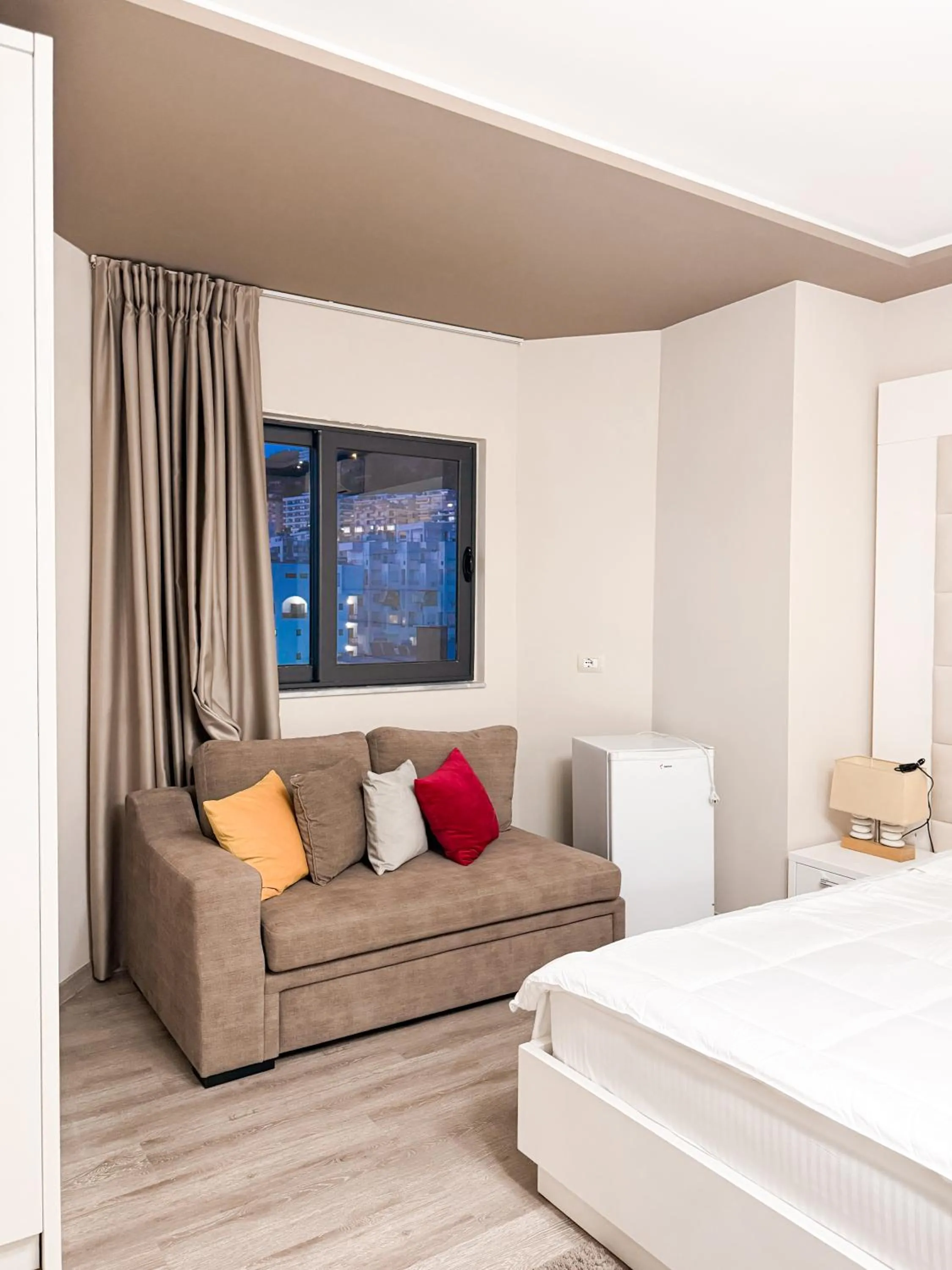 Bedroom, Bed in New Heaven Hotel