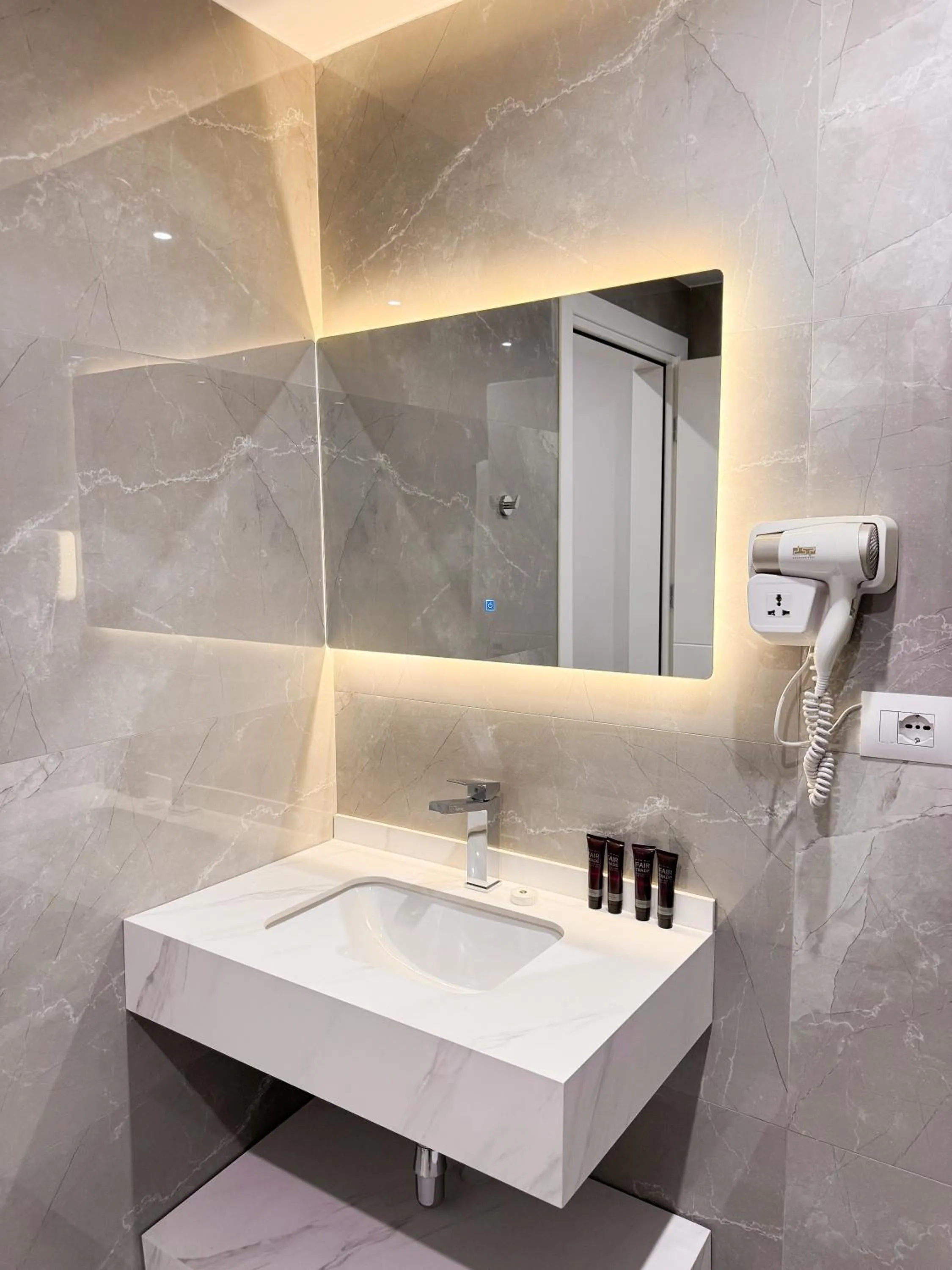 Shower in New Heaven Hotel