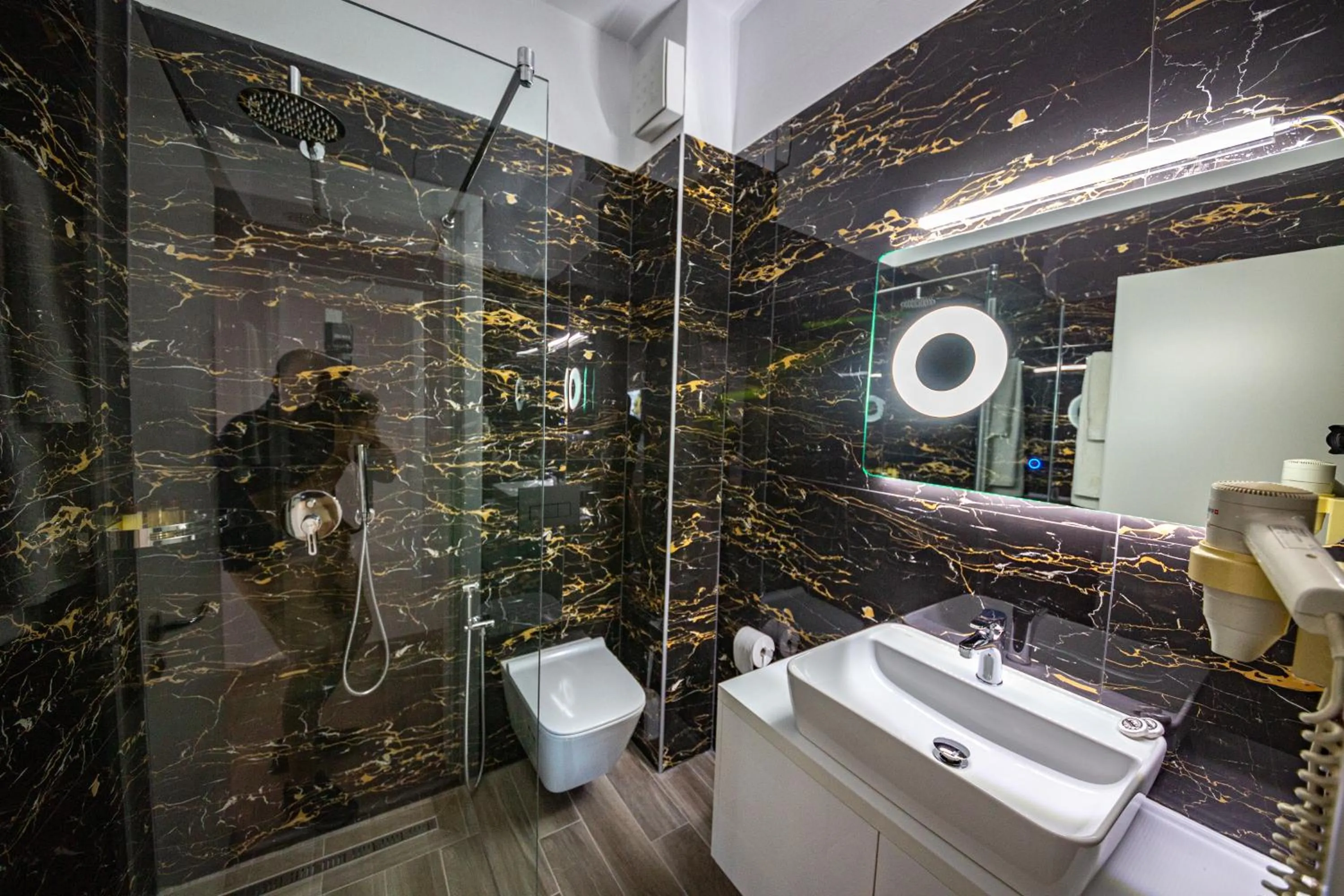 Shower in New Heaven Hotel