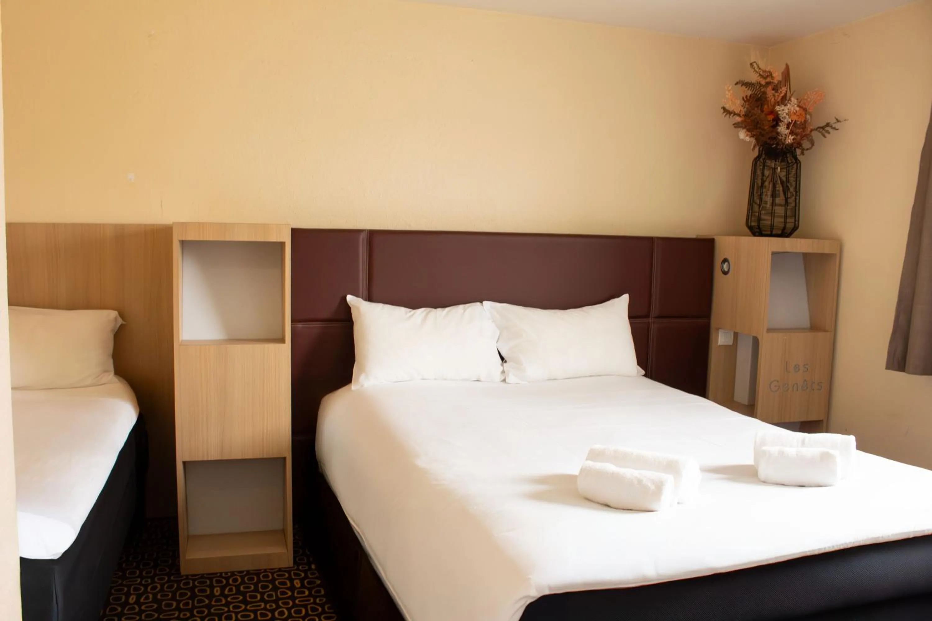 Photo of the whole room, Bed in Hôtel Les Genêts Bayonne