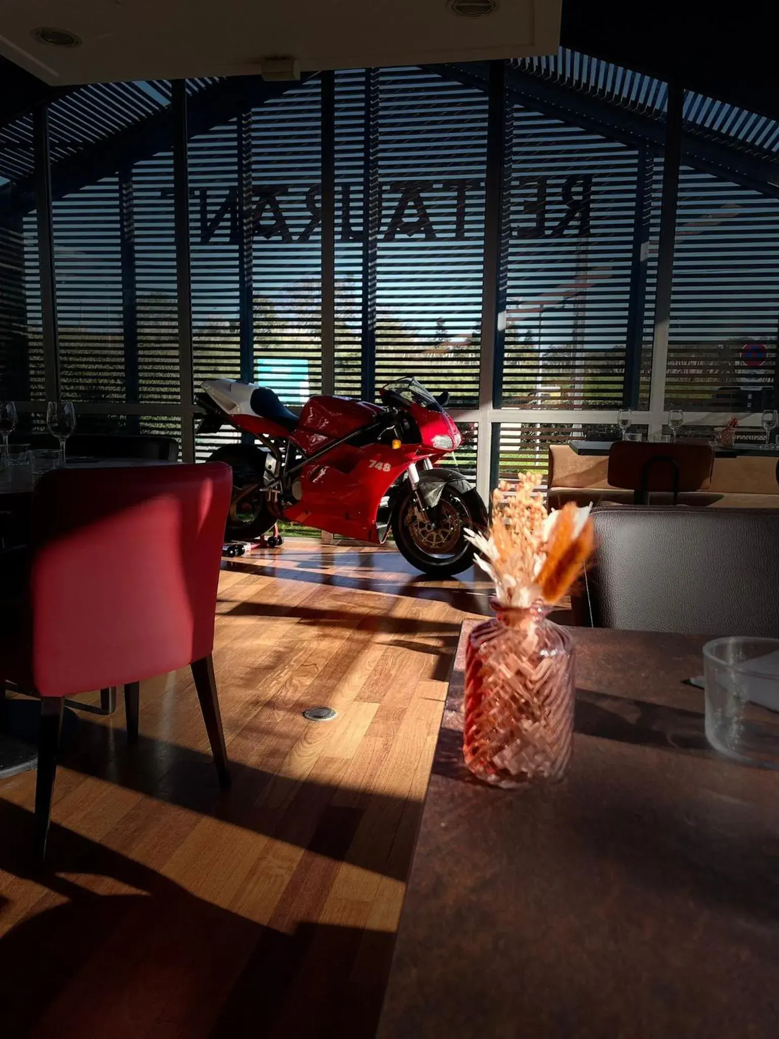 Restaurant/places to eat in Hôtel Les Genêts Bayonne Restaurant/places to eat in Hôtel Les Genêts Bayonne