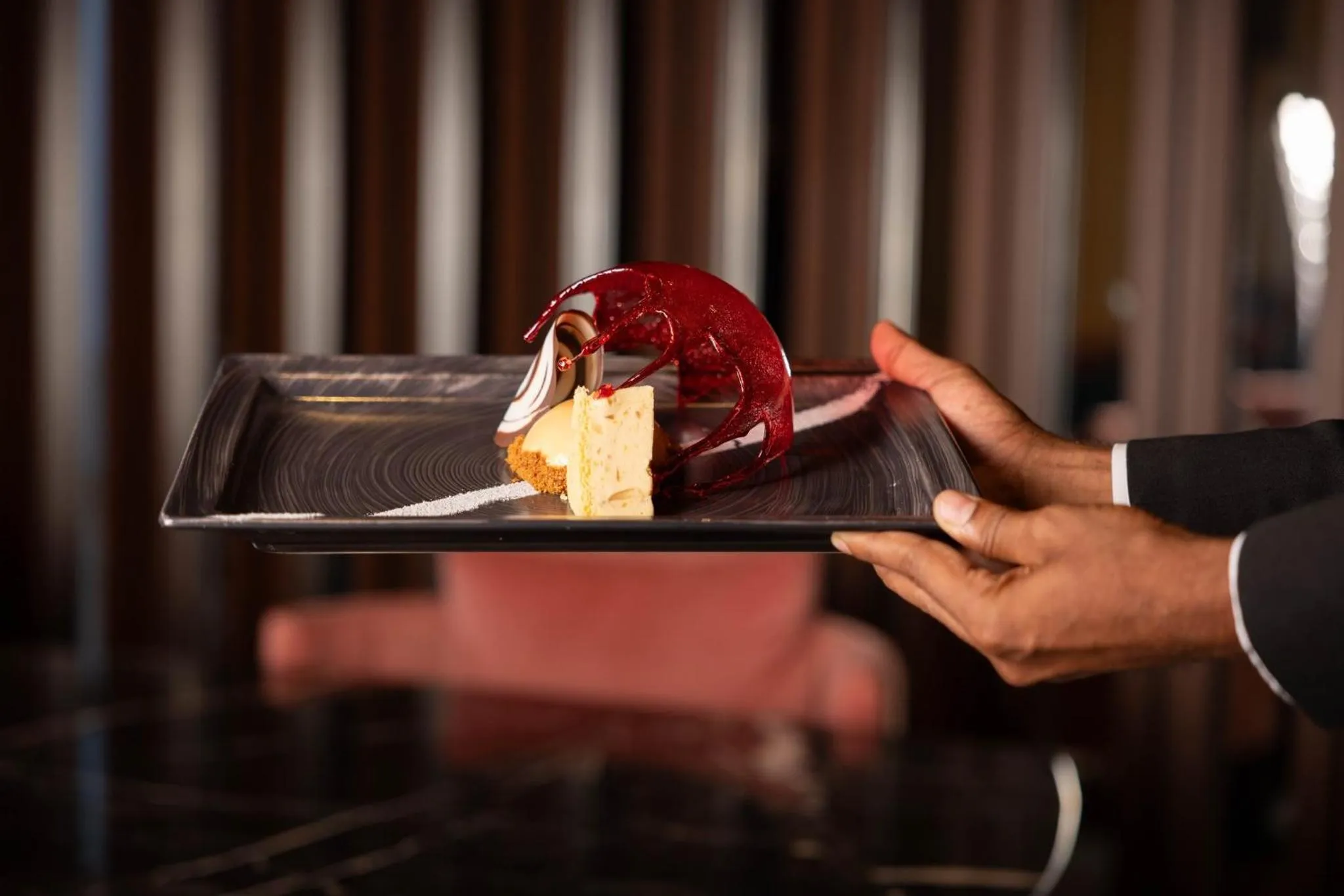 Restaurant/places to eat in Crowne Plaza Duqm by IHG