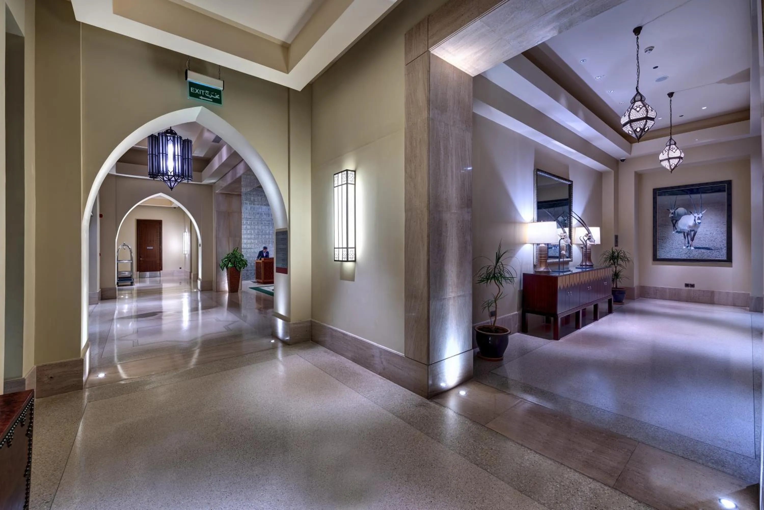 Lobby or reception, Bed in Crowne Plaza Duqm by IHG