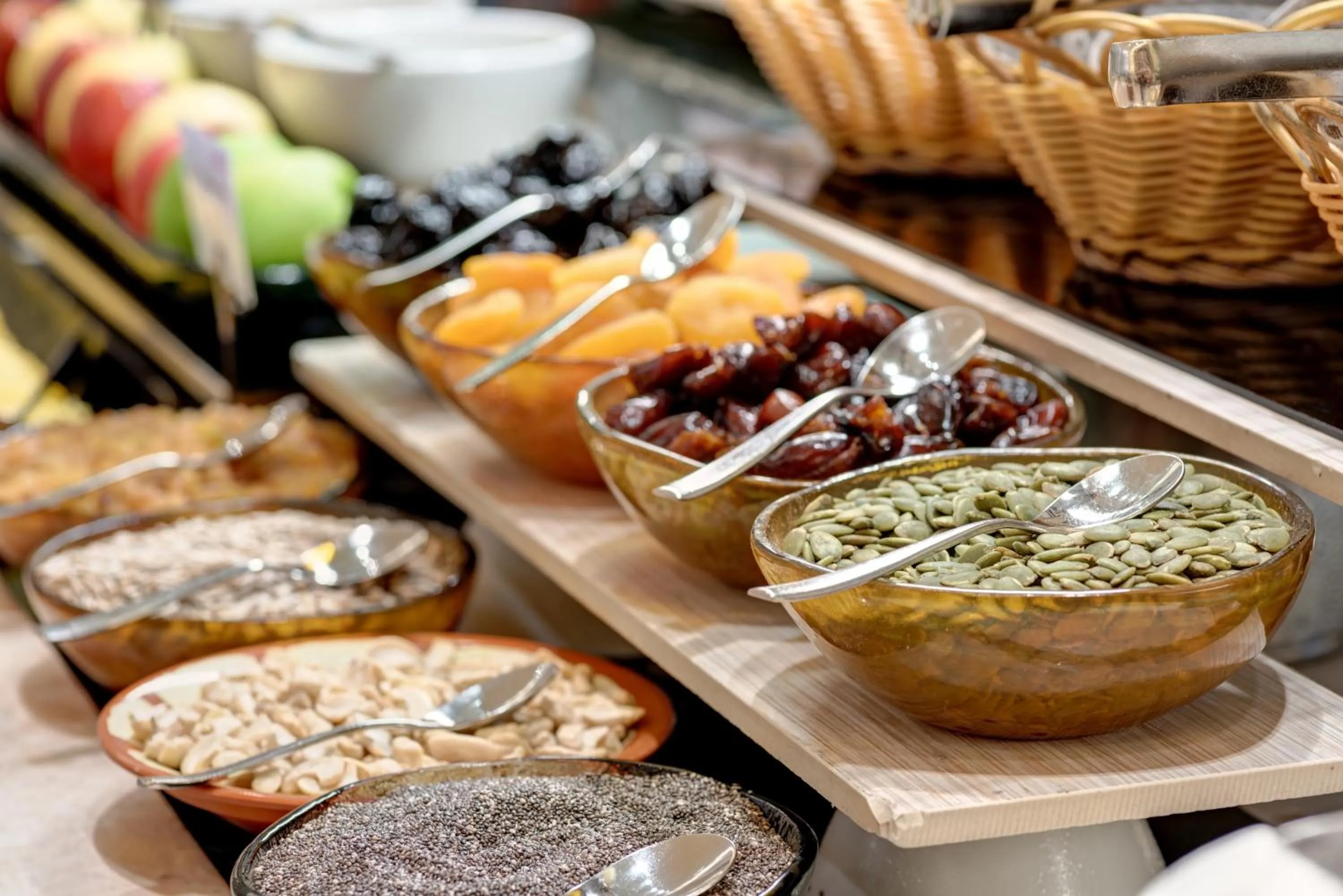 Restaurant/places to eat in Crowne Plaza Duqm by IHG