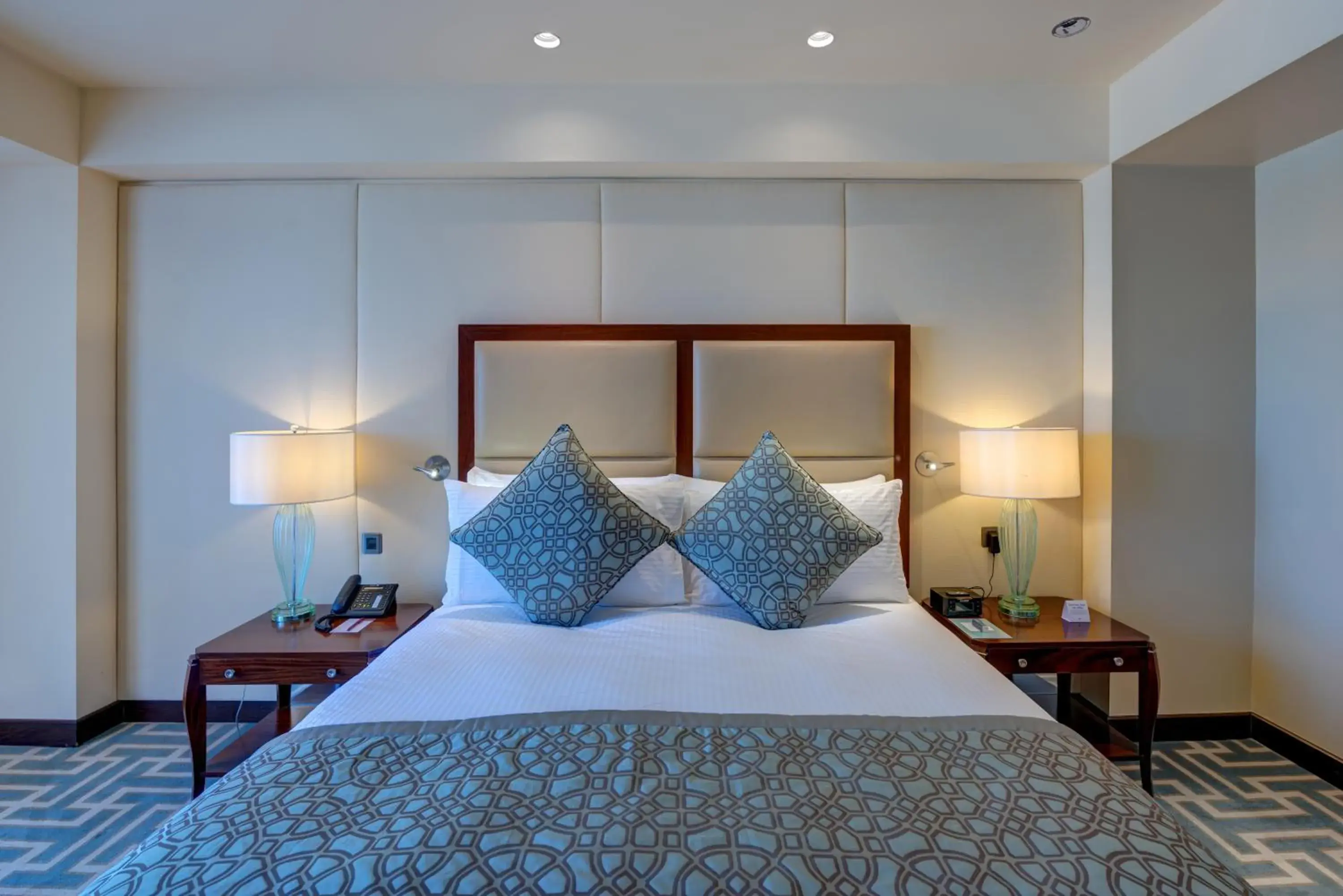 Bed in Crowne Plaza Duqm by IHG Bed in Crowne Plaza Duqm by IHG