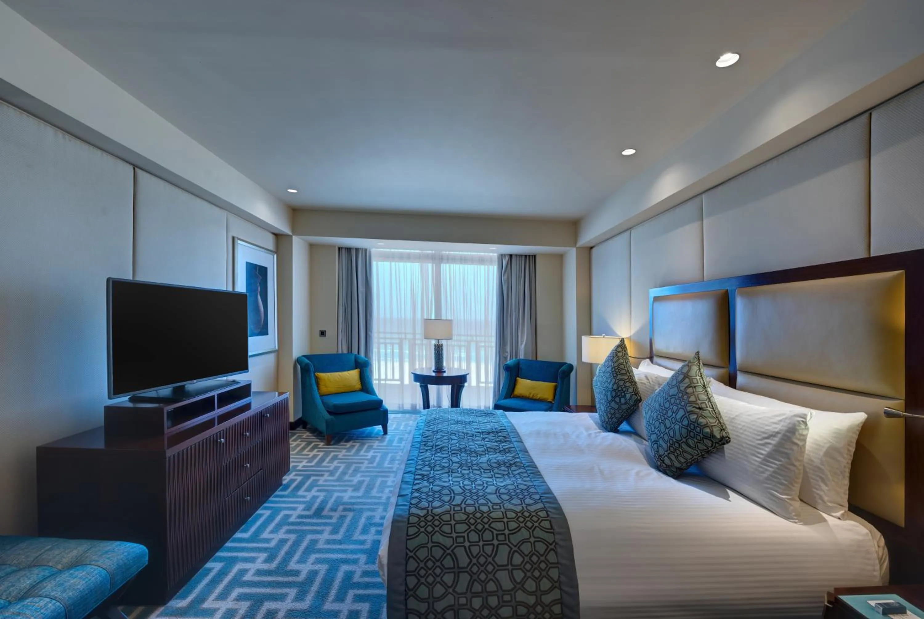 Photo of the whole room, Bed in Crowne Plaza Duqm by IHG