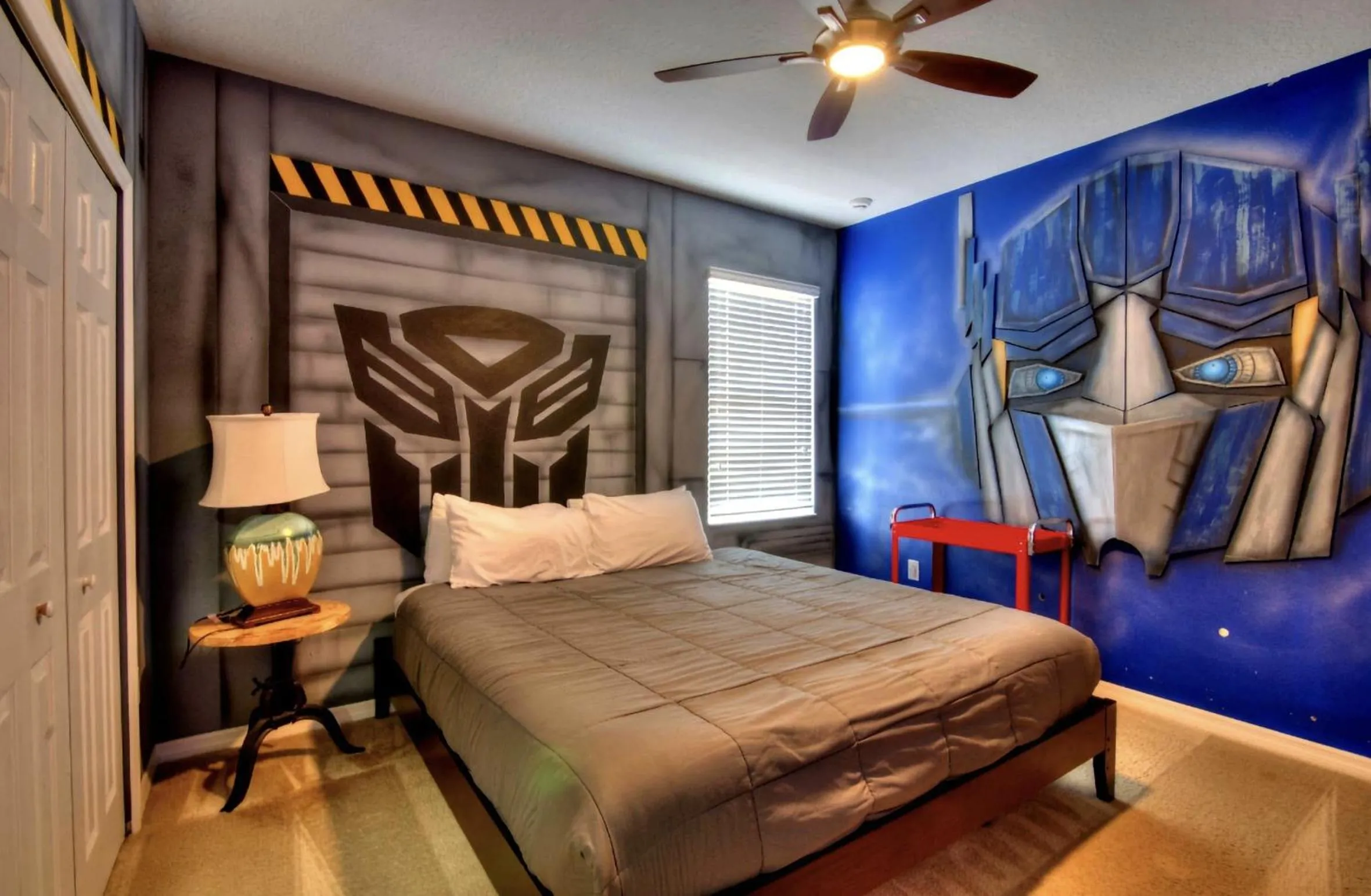 Bed in Dream Bowling Villa 14BR Heated Pool & Theater