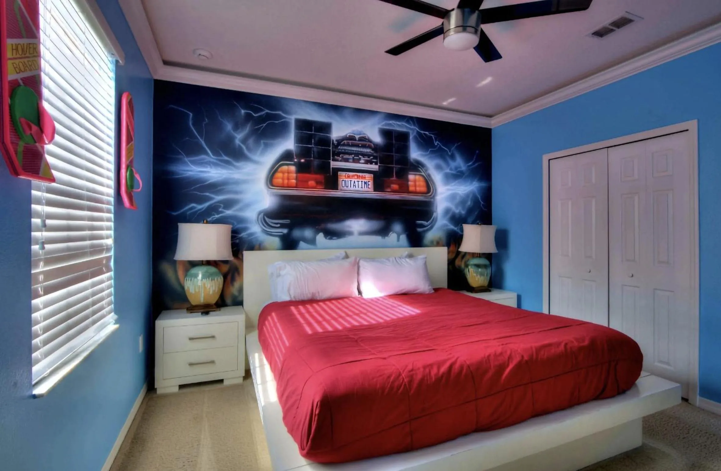 Bed in Dream Bowling Villa 14BR Heated Pool & Theater