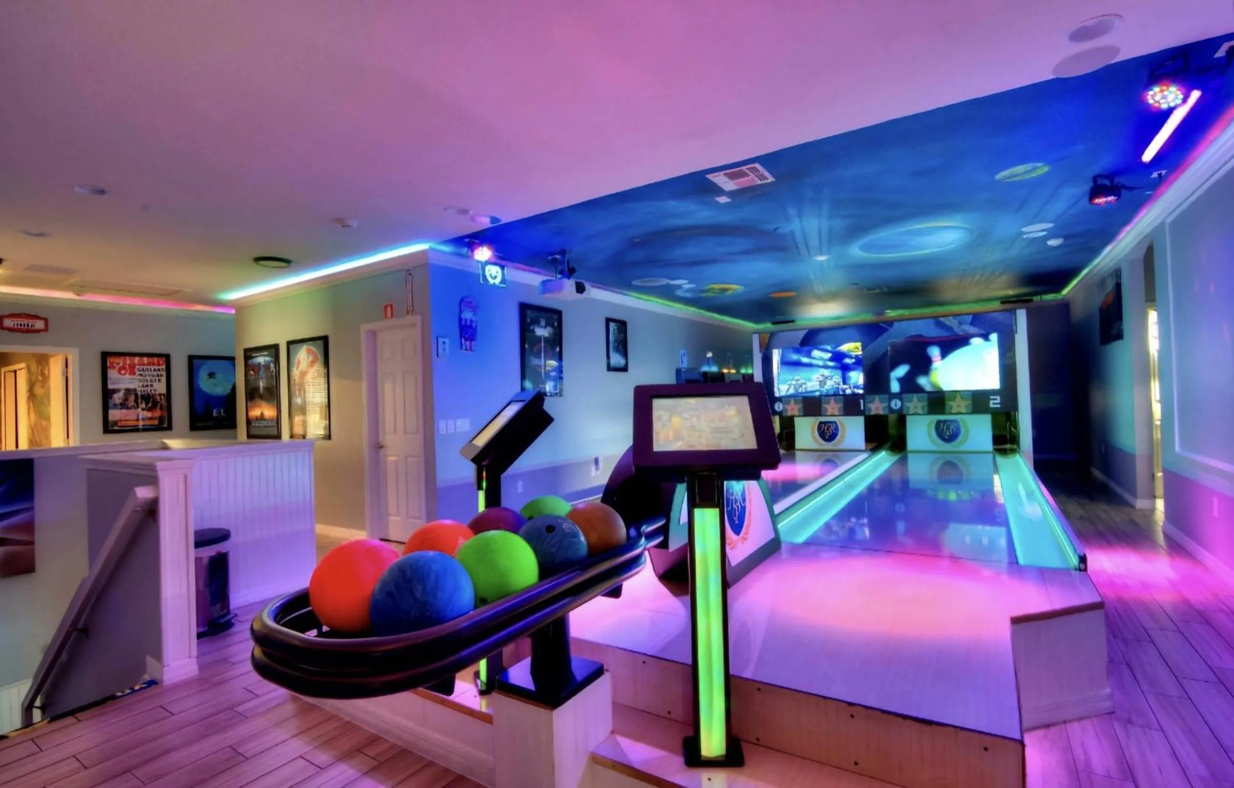 Dream Bowling Villa 14BR Heated Pool & Theater
