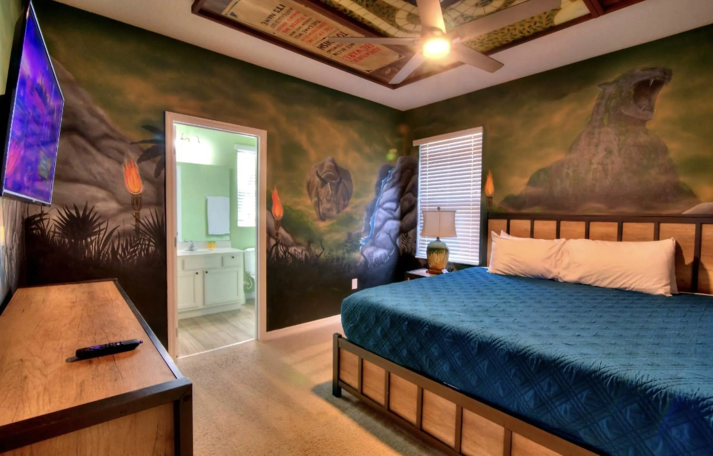 Bed in Dream Bowling Villa 14BR Heated Pool & Theater