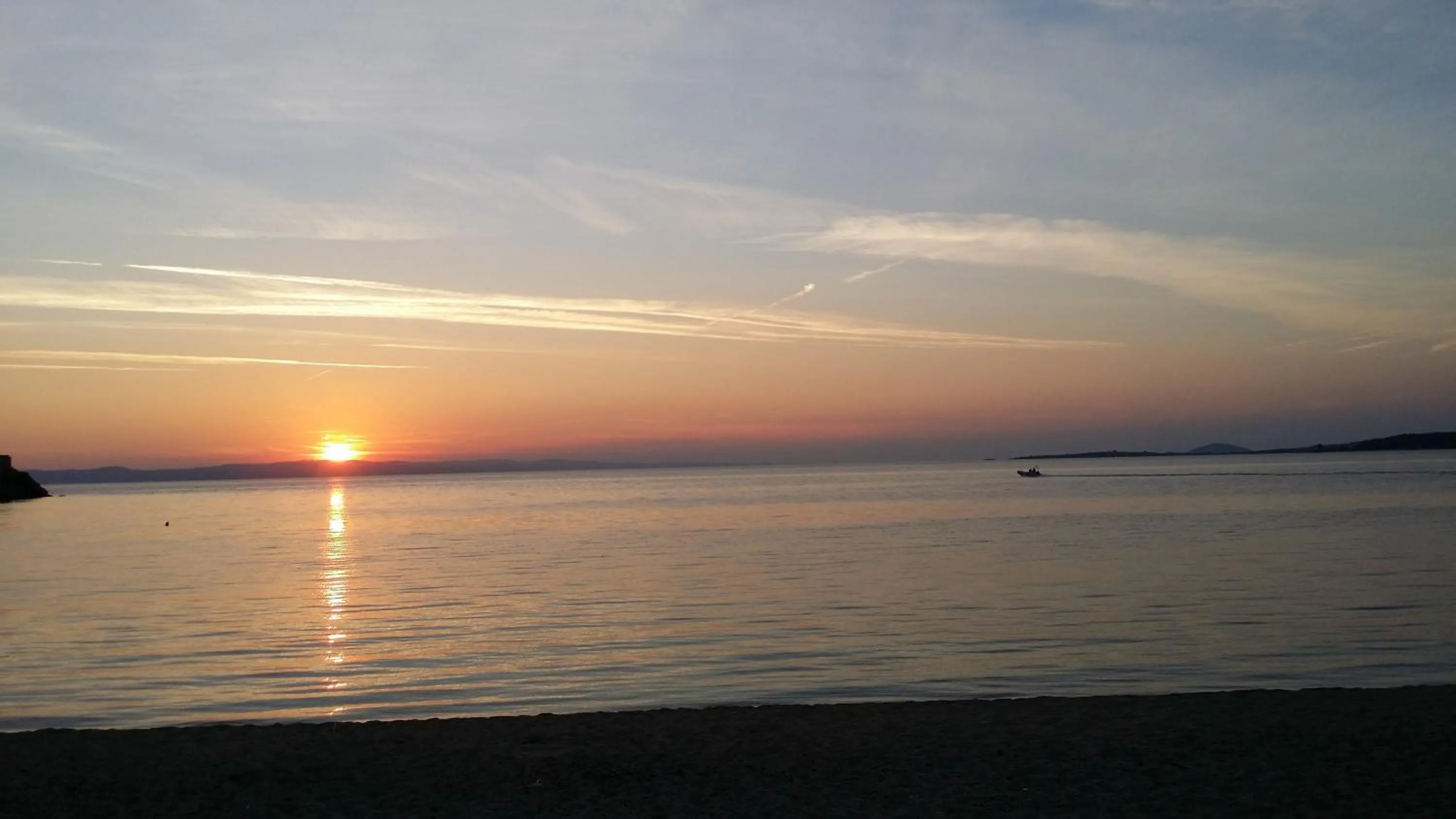 Sunset in Eco Green Residences & Suites