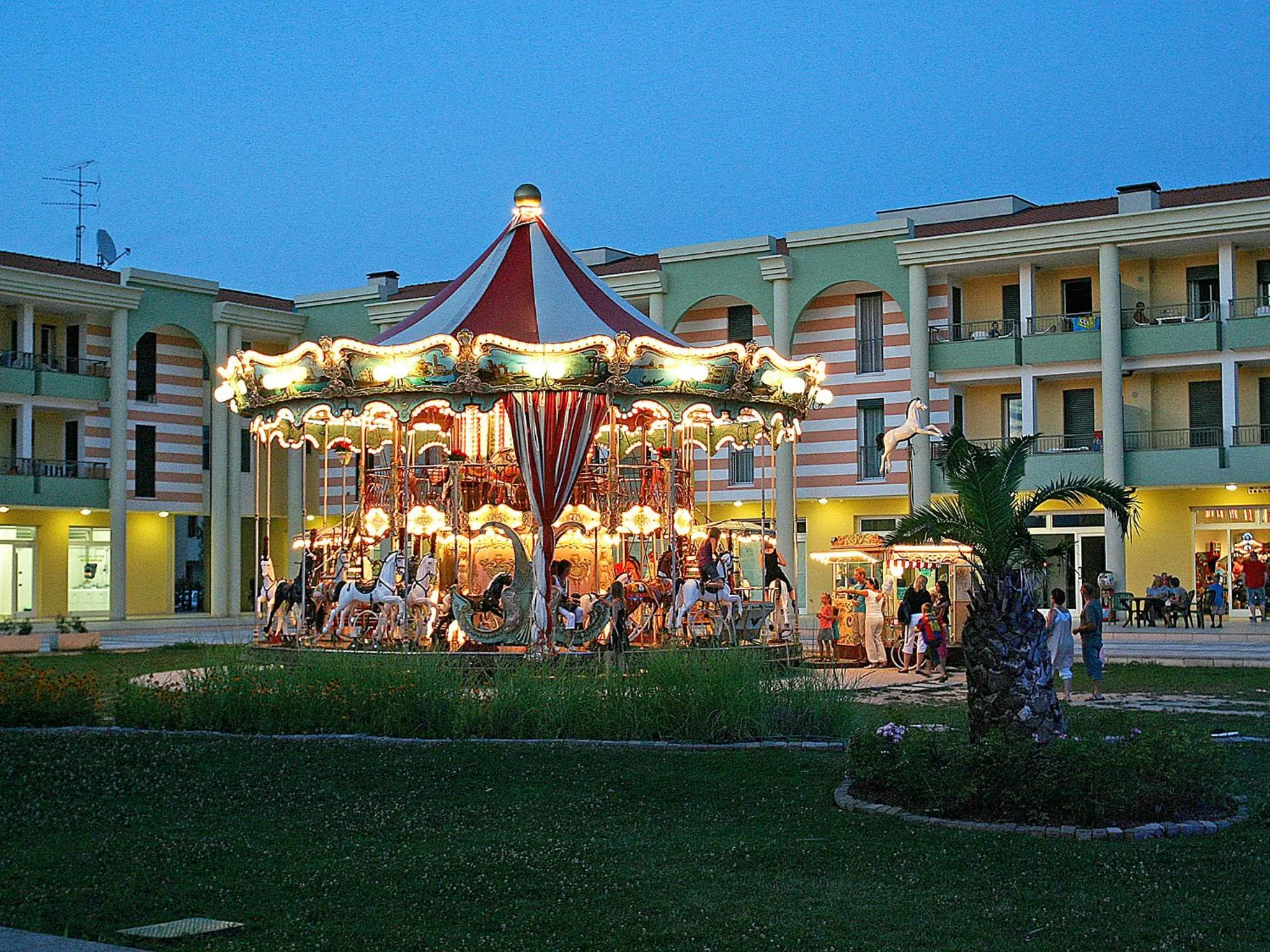 Evening entertainment in Hotel Olympus