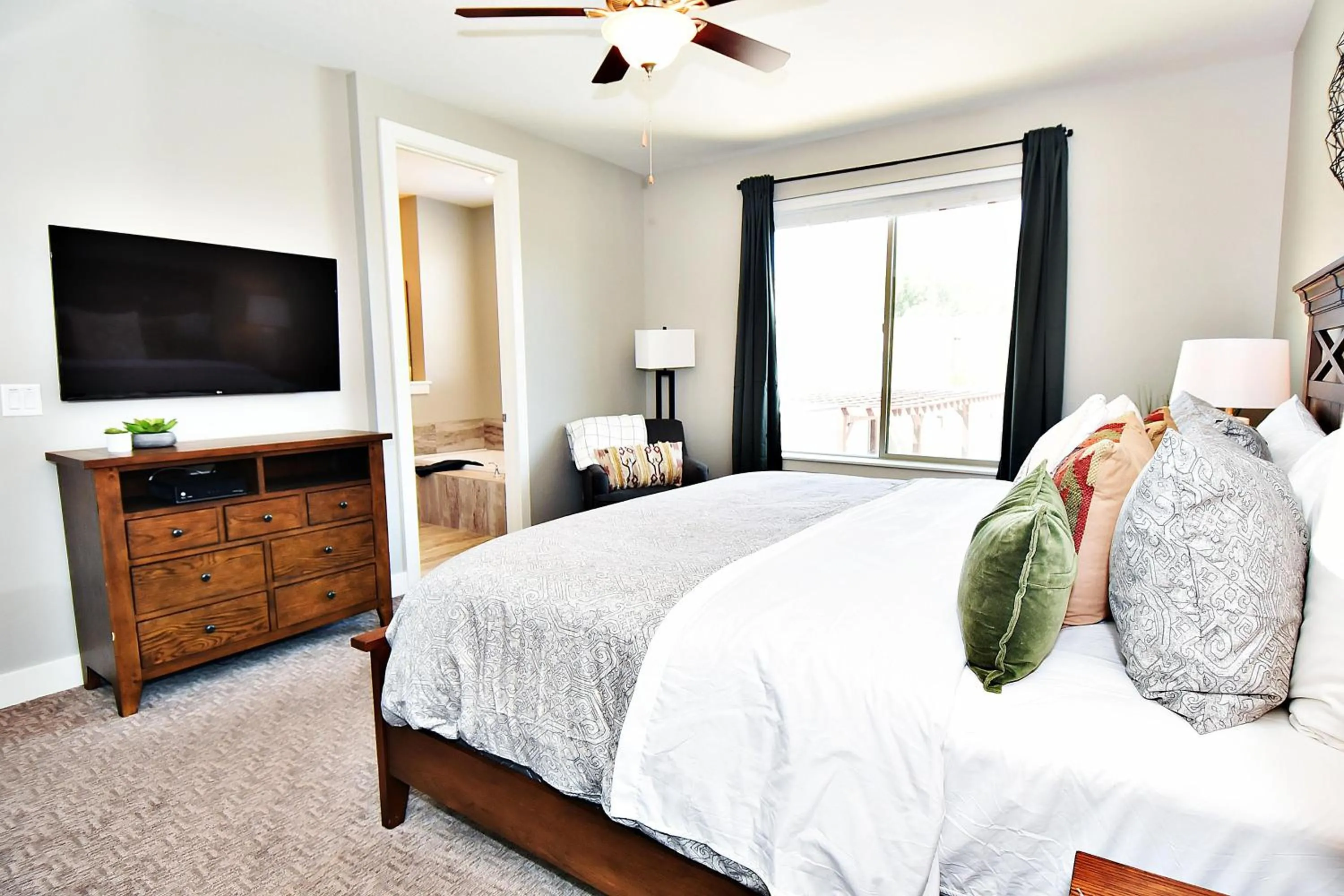 Bed in Entrada at Moab 425